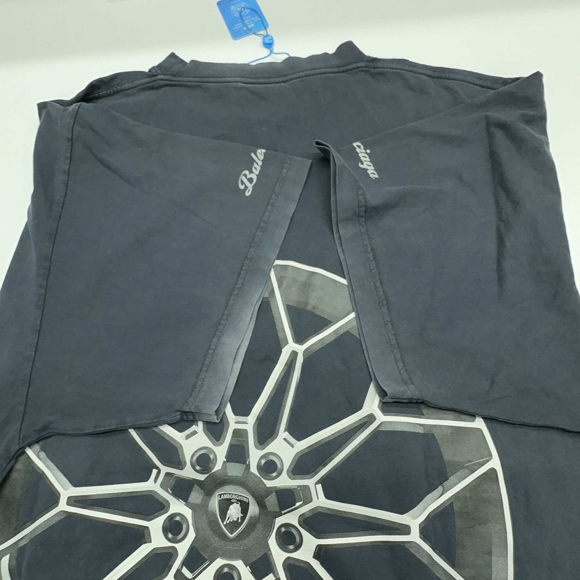 Balenciaga Balenciaga x Automobili Lamborghini Car T-Shirt Size L Size US L / EU 52-54 / 3 - 12 Thumbnail