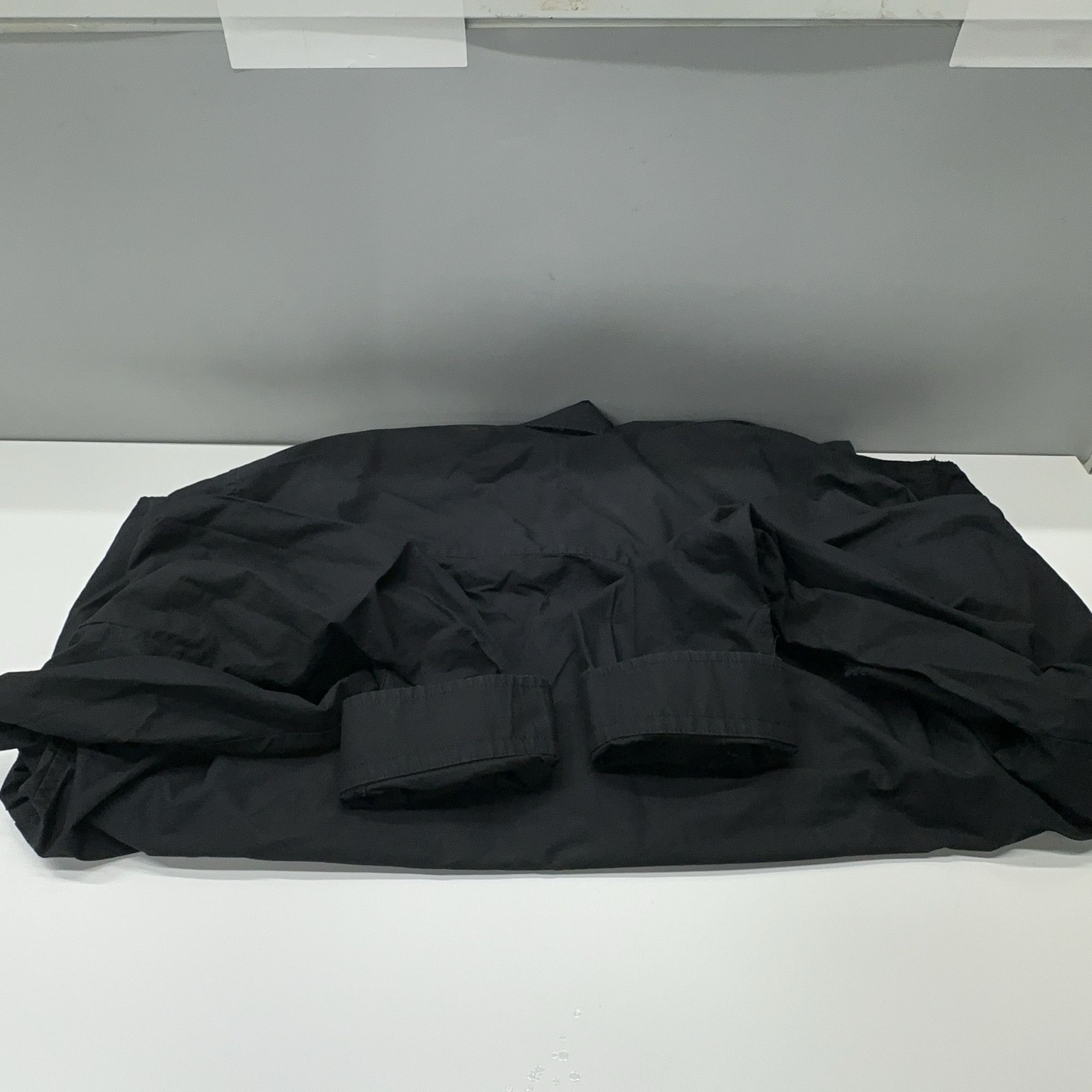 Balenciaga Balenciaga Distressed Button Up Shirt Size M Size US M / EU 48-50 / 2 - 15 Thumbnail