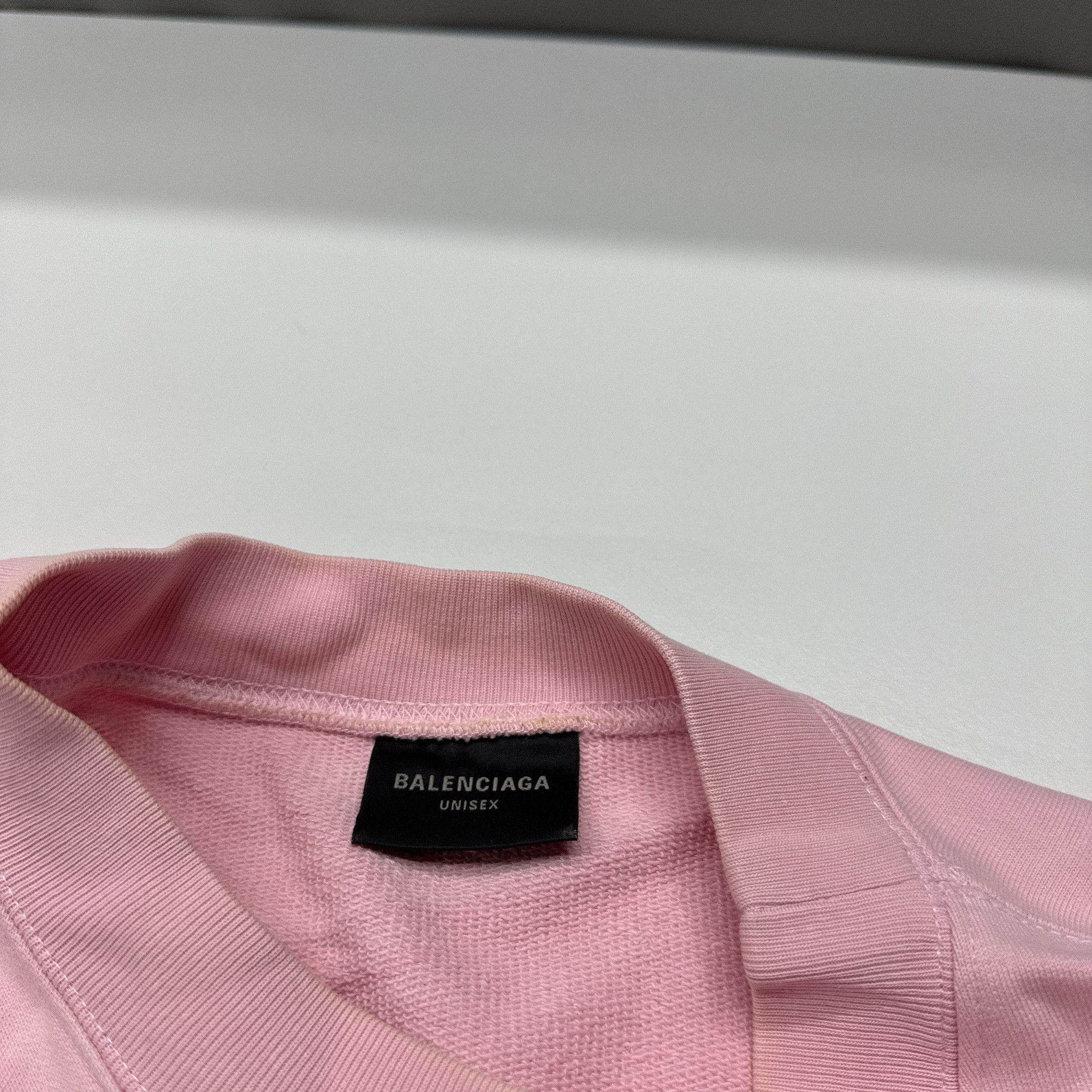 Balenciaga Balenciaga Logo Paris Sweatshirt Pink XS Size XS / US 0-2 / IT 36-38 - 3 Thumbnail