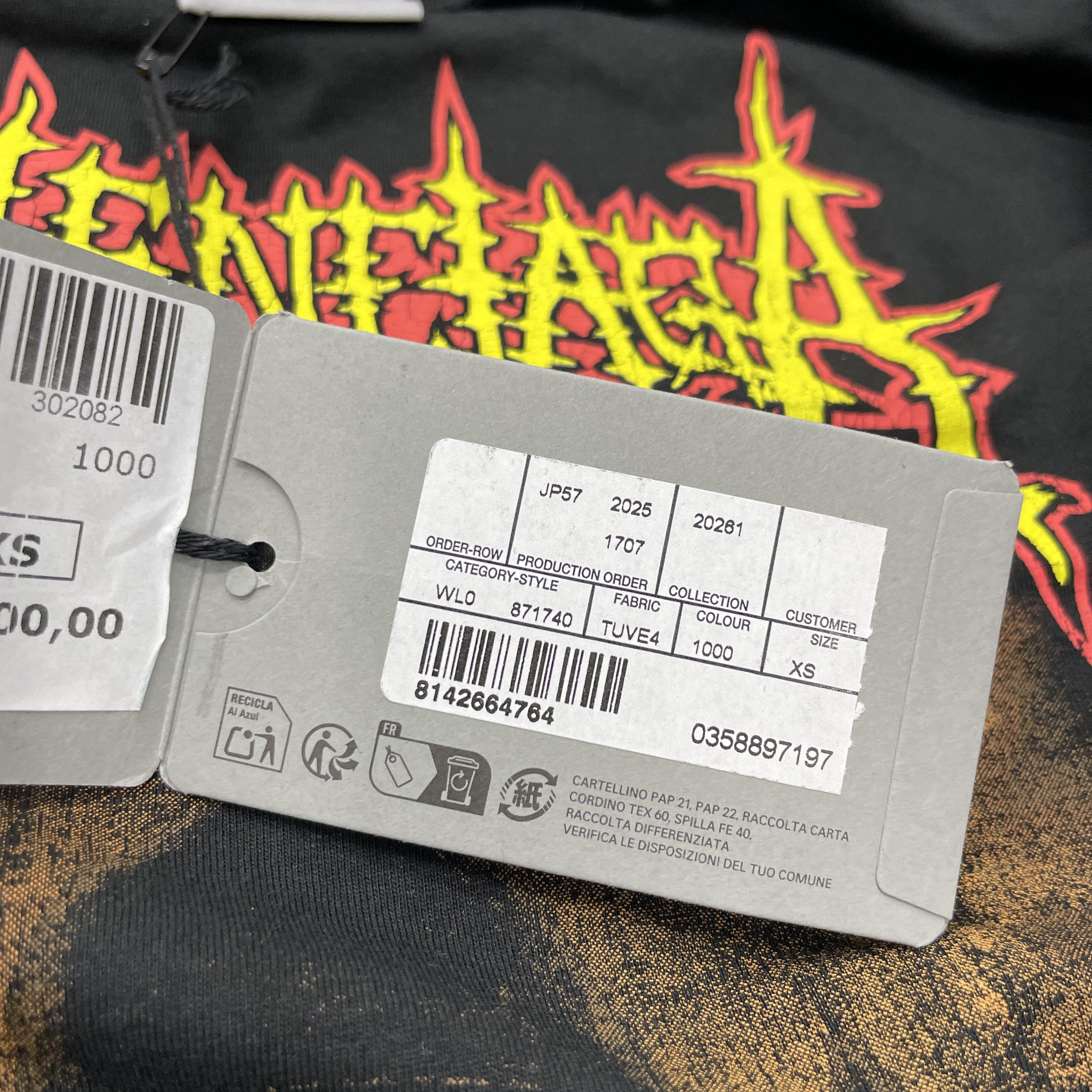 Balenciaga Balenciaga Metal Logo T-Shirt Size XS Size XS / US 0-2 / IT 36-38 - 5 Thumbnail
