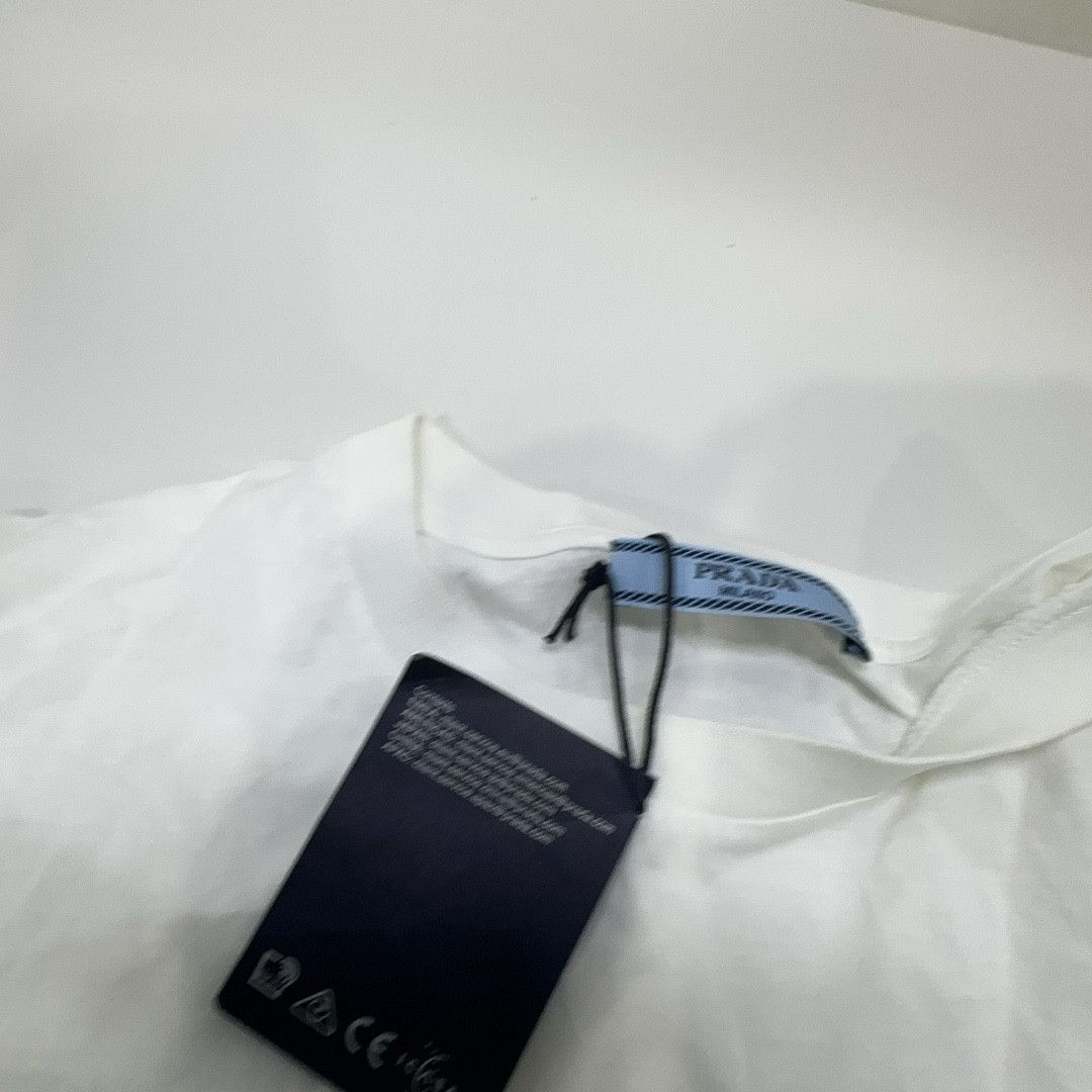 Prada Prada Nylon Pocket T-Shirt Size M Size US M / EU 48-50 / 2 - 5 Thumbnail