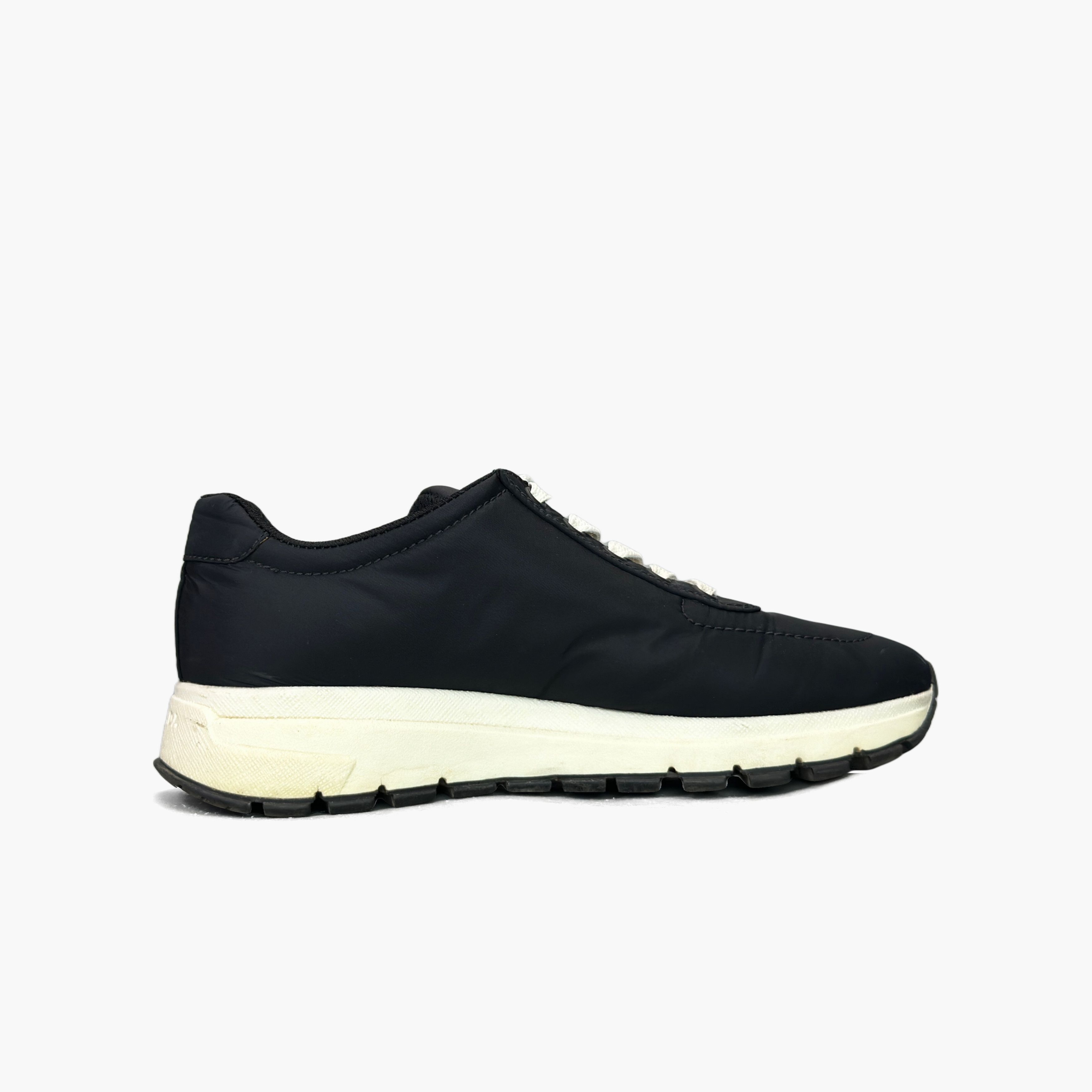 Prada Prada Logo Low-Top Sneakers Size 37 Size US 7 / IT 37 - 2 Thumbnail