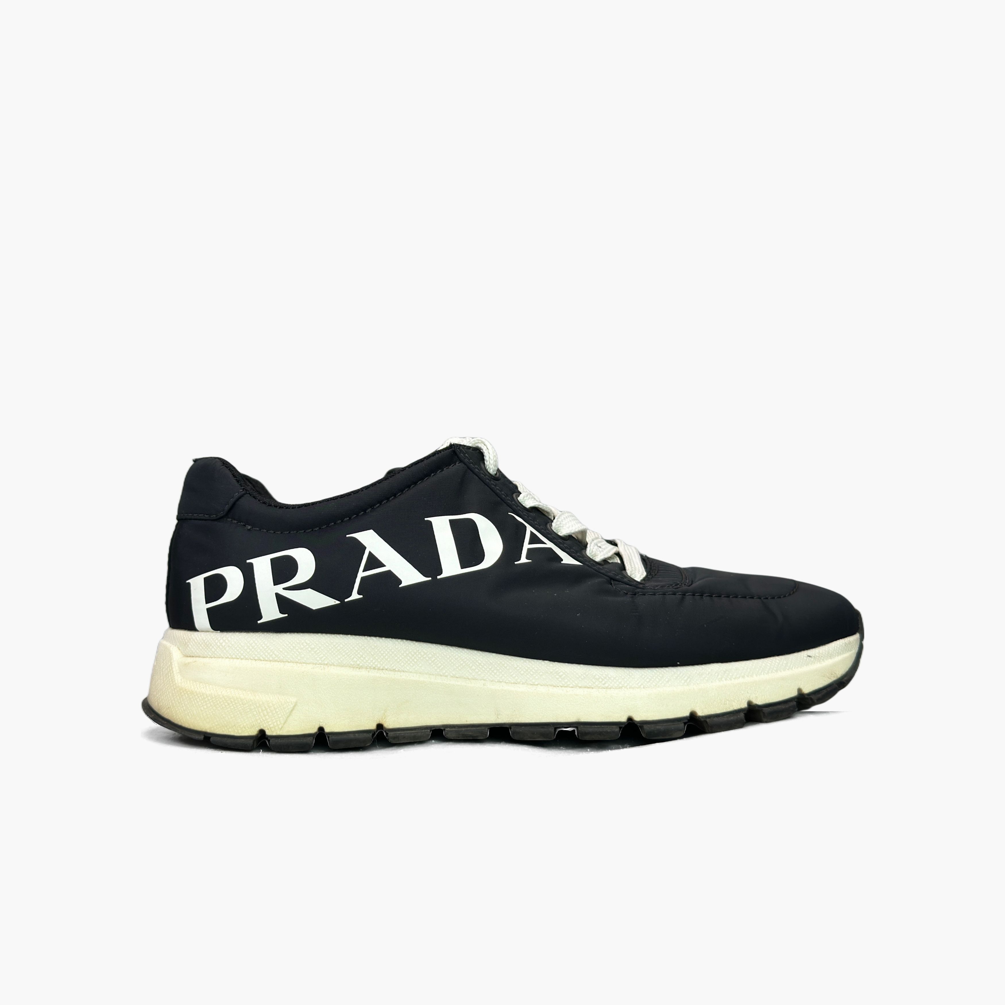 Prada Prada Logo Low-Top Sneakers Size 37 Size US 7 / IT 37 - 4 Thumbnail