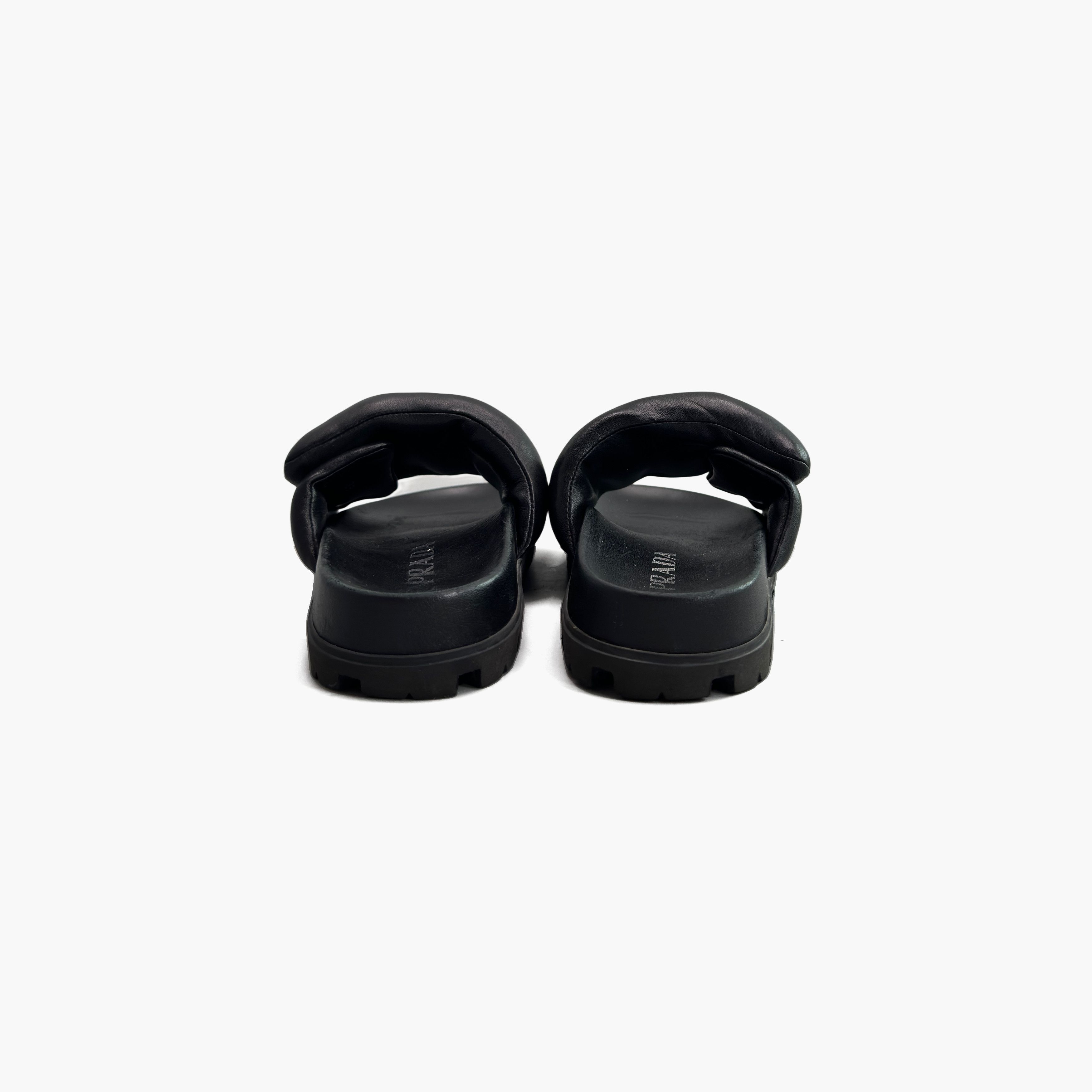 Prada Prada Logo Padded Leather Sandals Size 35 Size US 5 / IT 35 - 6 Thumbnail