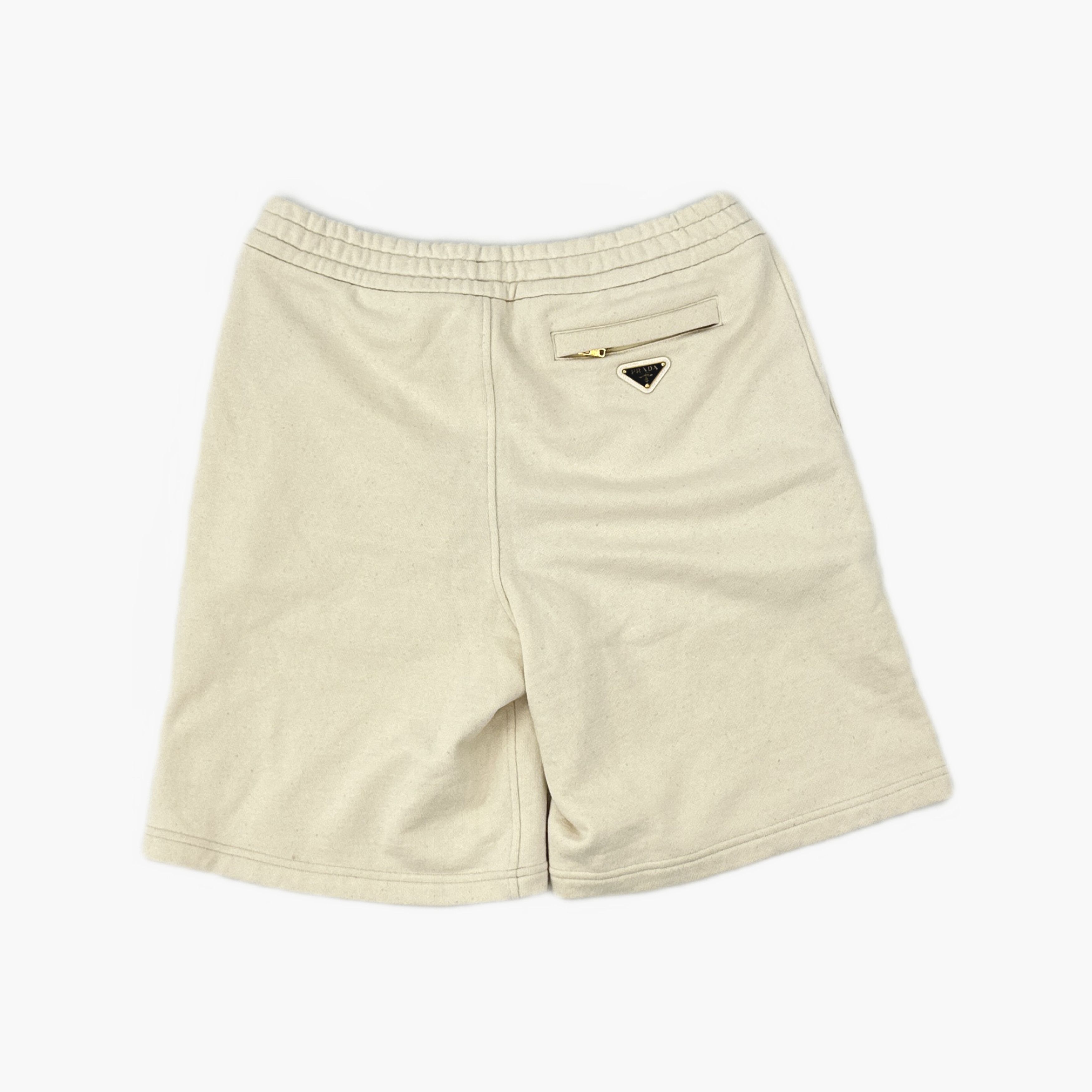 Prada Prada Logo Patch Bermuda Shorts Size L Size US 34 / EU 50 - 2 Thumbnail