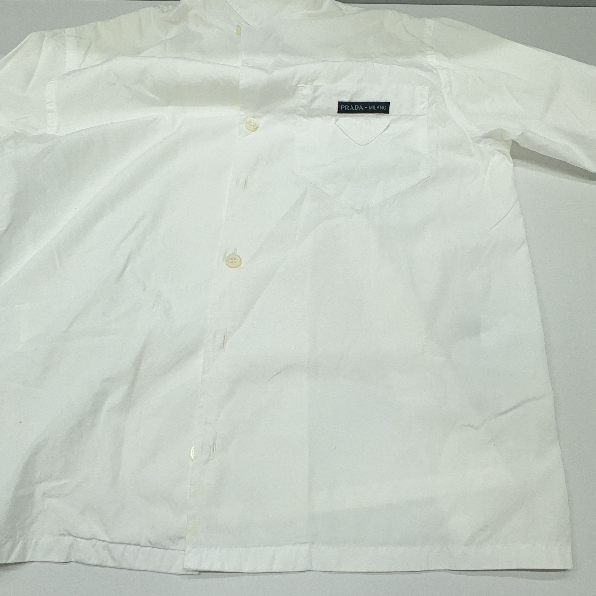Prada Prada Logo Patch Button Up Shirt Size S Size US S / EU 44-46 / 1 - 7 Thumbnail