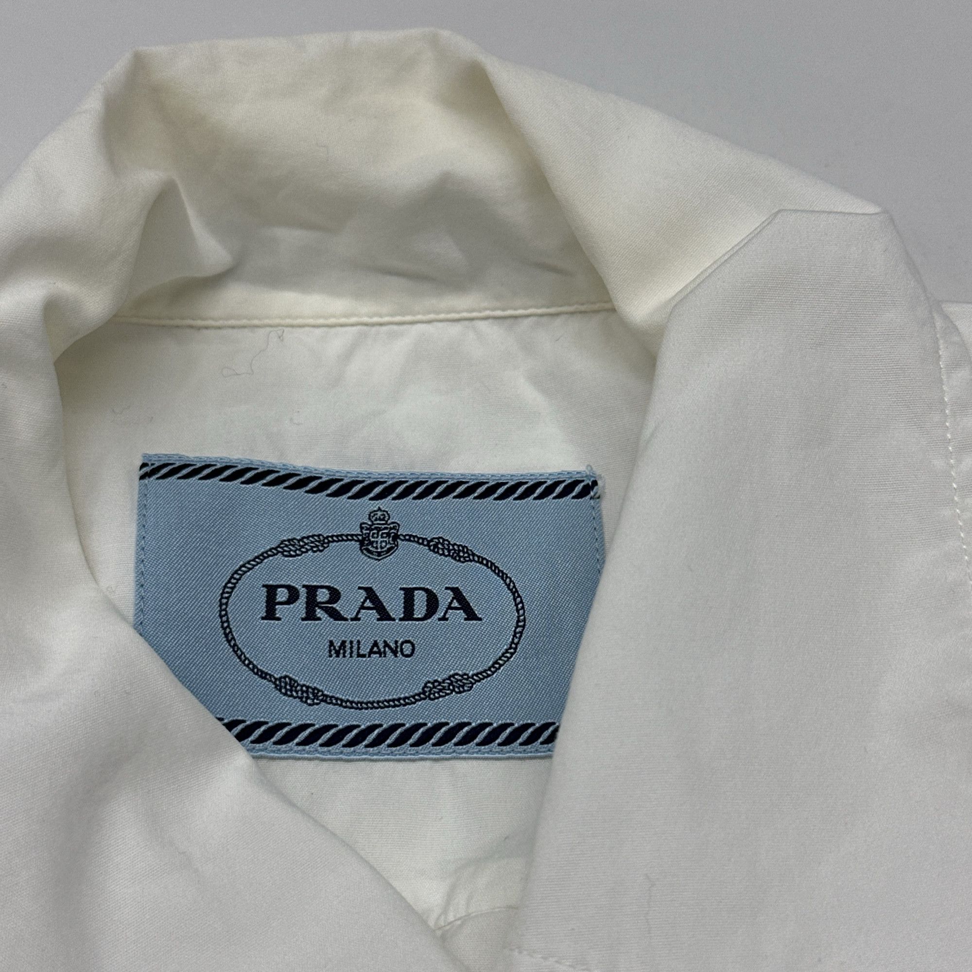 Prada Prada Logo Patch Button Up Shirt Size S Size US S / EU 44-46 / 1 - 5 Thumbnail