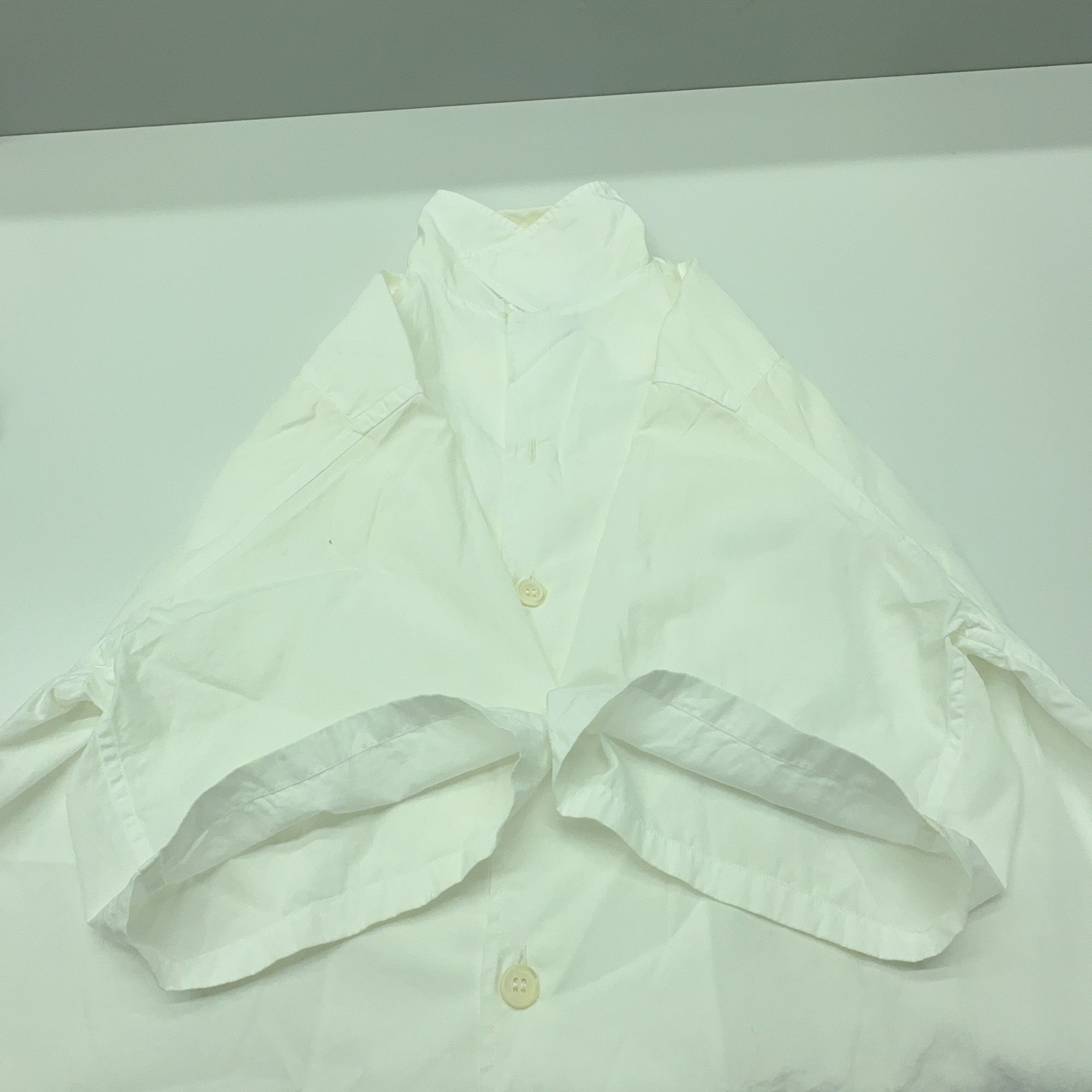 Prada Prada Logo Patch Button Up Shirt Size S Size US S / EU 44-46 / 1 - 9 Thumbnail