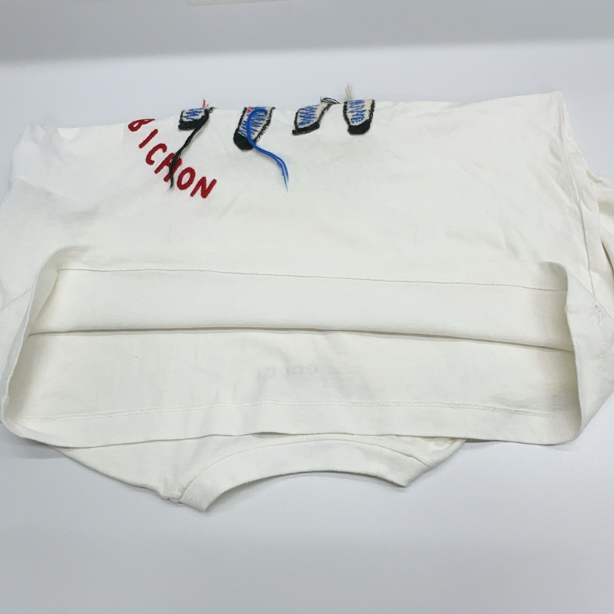 Gucci Gucci Lamb Embroidery T-Shirt Size L Size L / US 10 / IT 46 - 9 Thumbnail