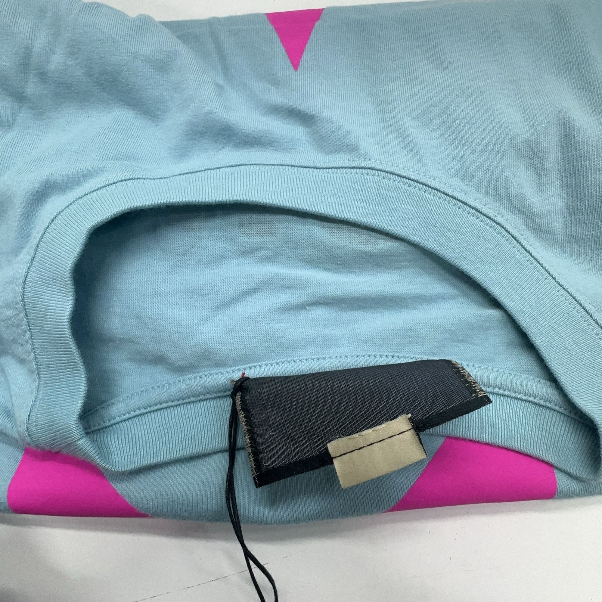 Gucci Gucci Pikarar Graphic T-Shirt Size M Size US M / EU 48-50 / 2 - 8 Thumbnail