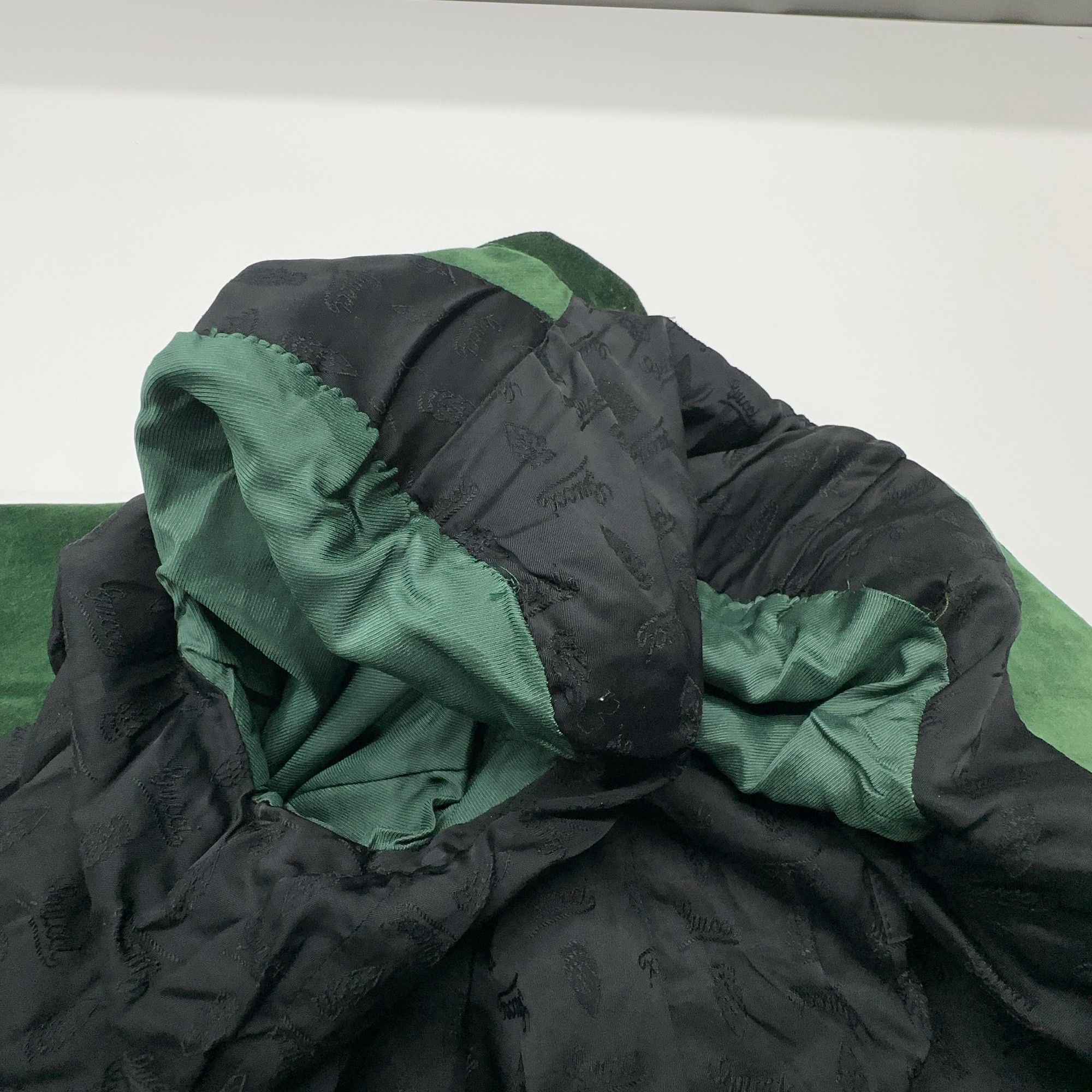 Gucci Gucci Green Velvet Blazer Size 38 Size XS / US 0-2 / IT 36-38 - 10 Thumbnail