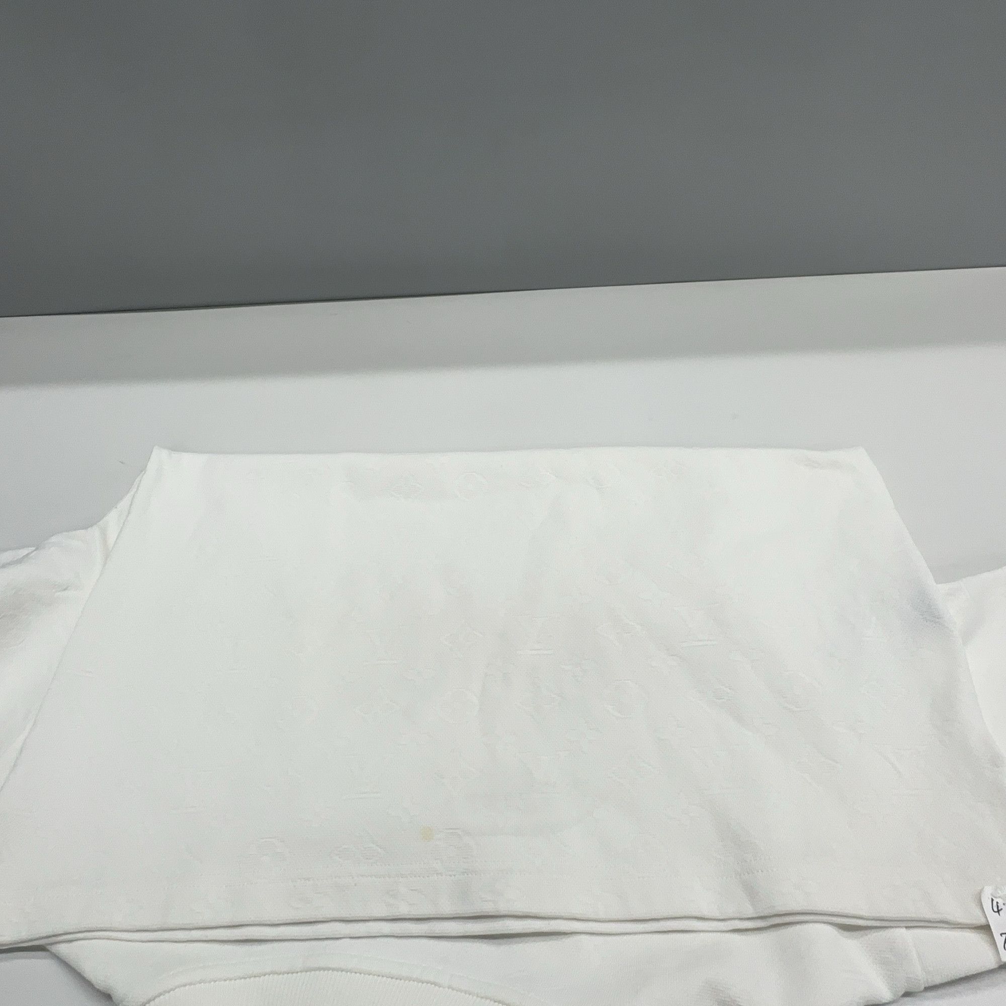 Louis Vuitton Louis Vuitton Monogram Pocket T-Shirt Size S Size US S / EU 44-46 / 1 - 8 Thumbnail