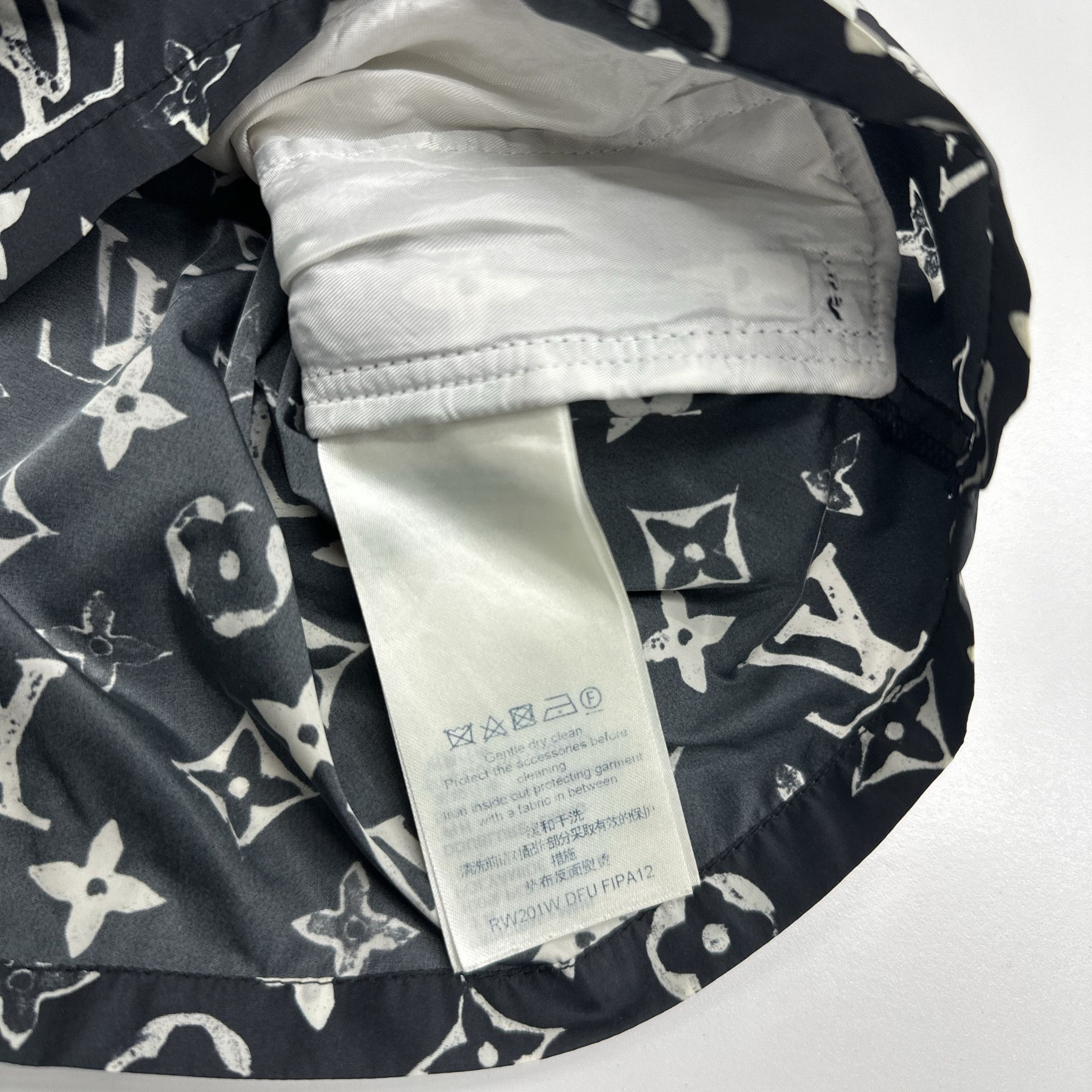 Louis Vuitton Louis Vuitton Monogram Print Shorts Size 38 Size 27" / US 4 / IT 40 - 4 Thumbnail