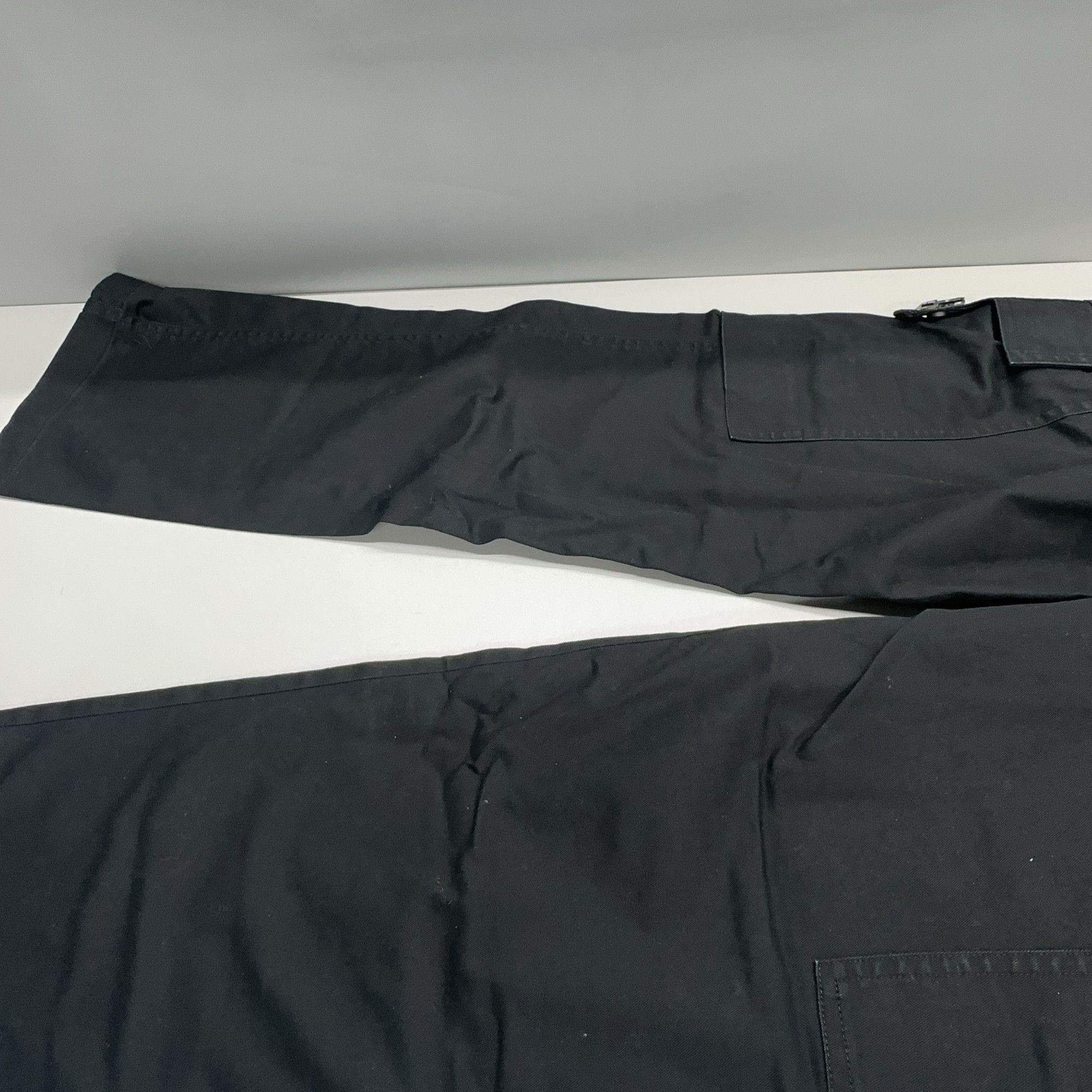 Louis Vuitton Louis Vuitton Logo Print Cargo Pants Size 30 Size US 30 / EU 46 - 11 Thumbnail