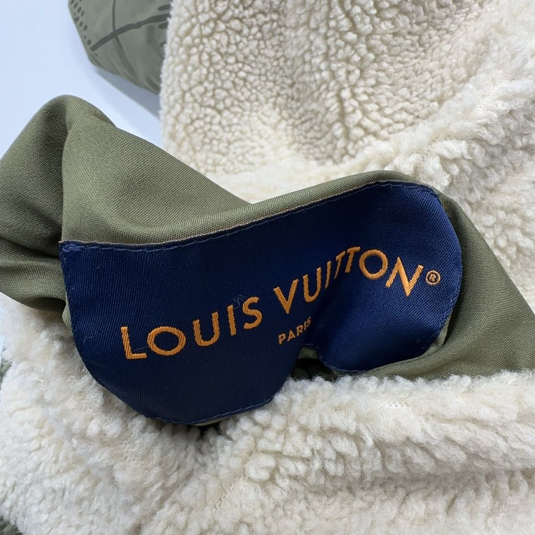 Louis Vuitton Louis Vuitton Reversible Hooded Jacket Size S Size US S / EU 44-46 / 1 - 7 Thumbnail