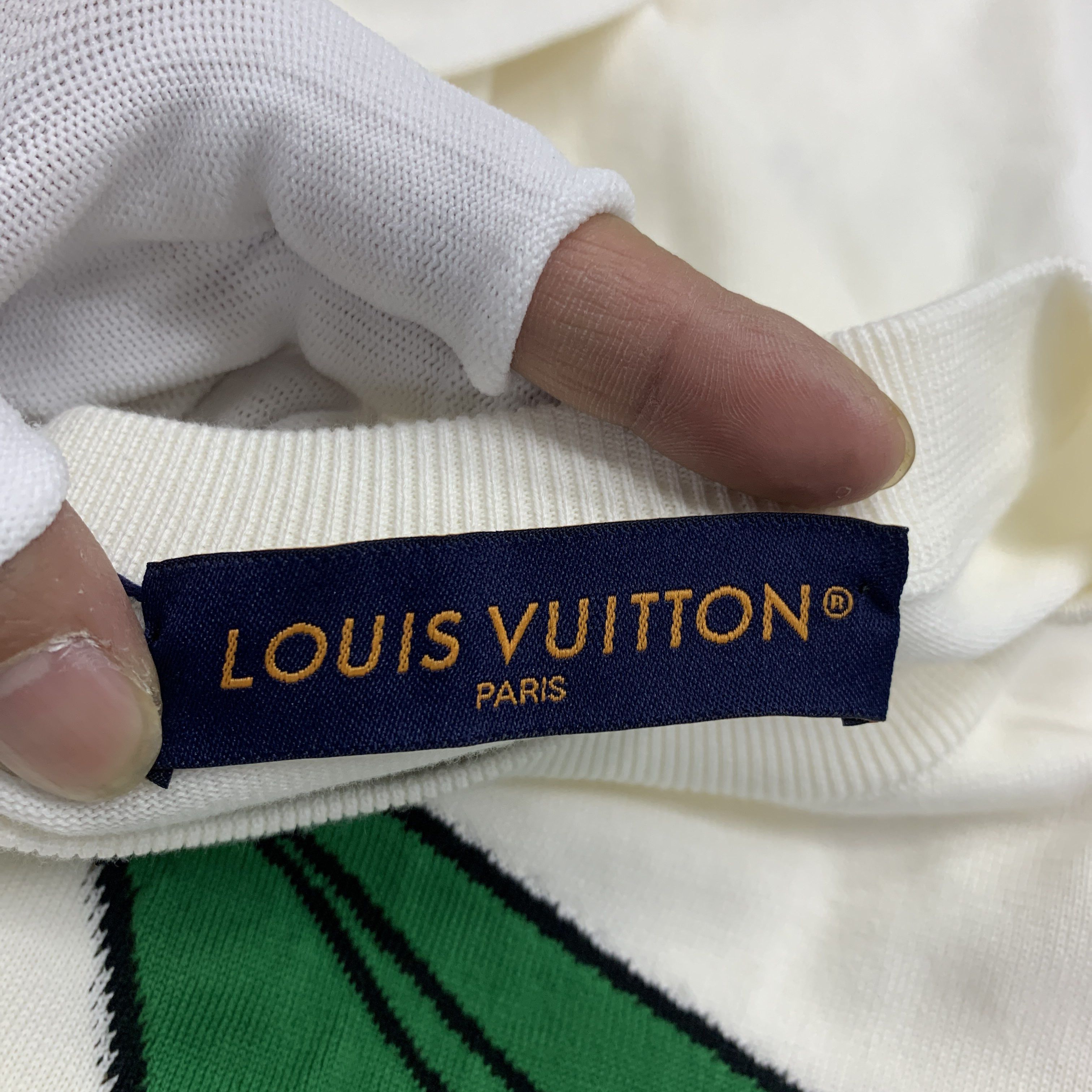 Louis Vuitton Louis Vuitton Cartoon Graphic T-Shirt Size M Size US M / EU 48-50 / 2 - 3 Thumbnail