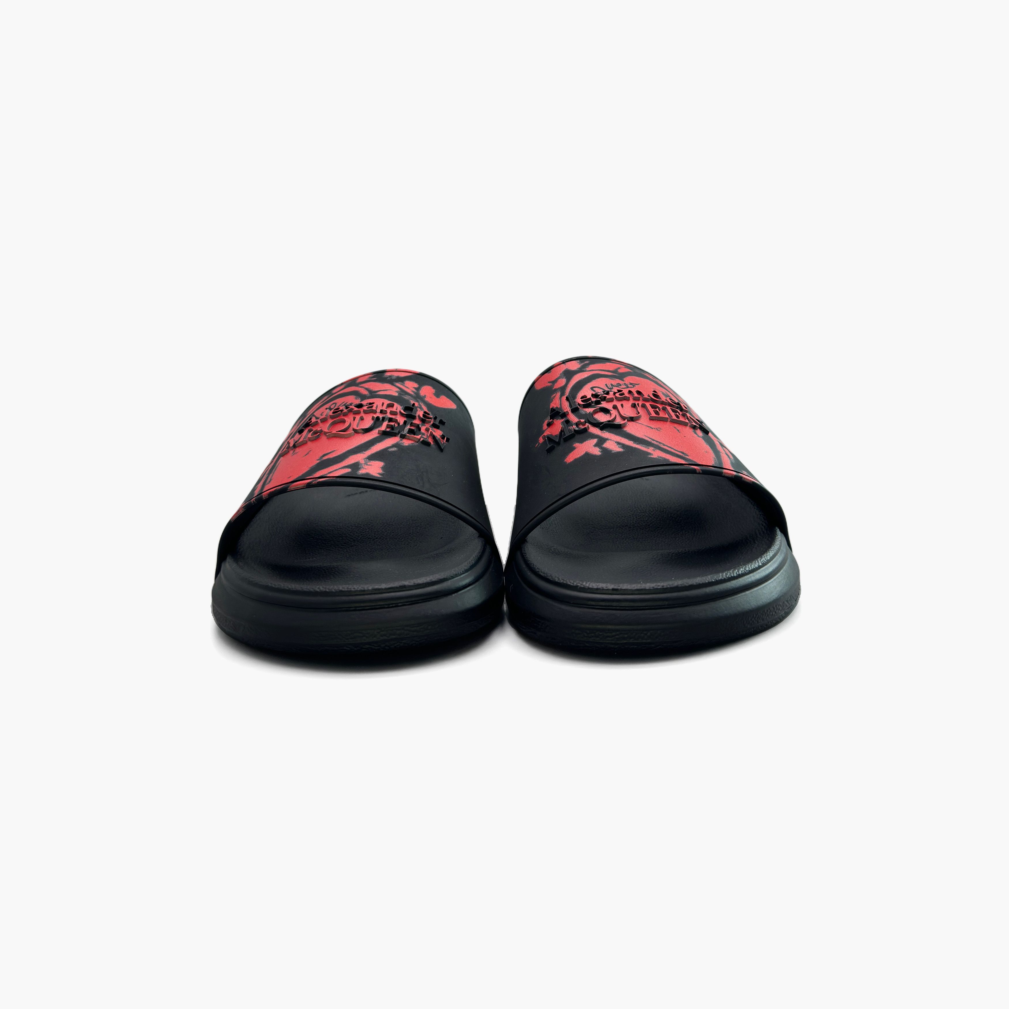 Alexander McQueen Alexander McQueen Heart Print Rubber Slides US 7 Size US 7 / EU 40 - 5 Thumbnail