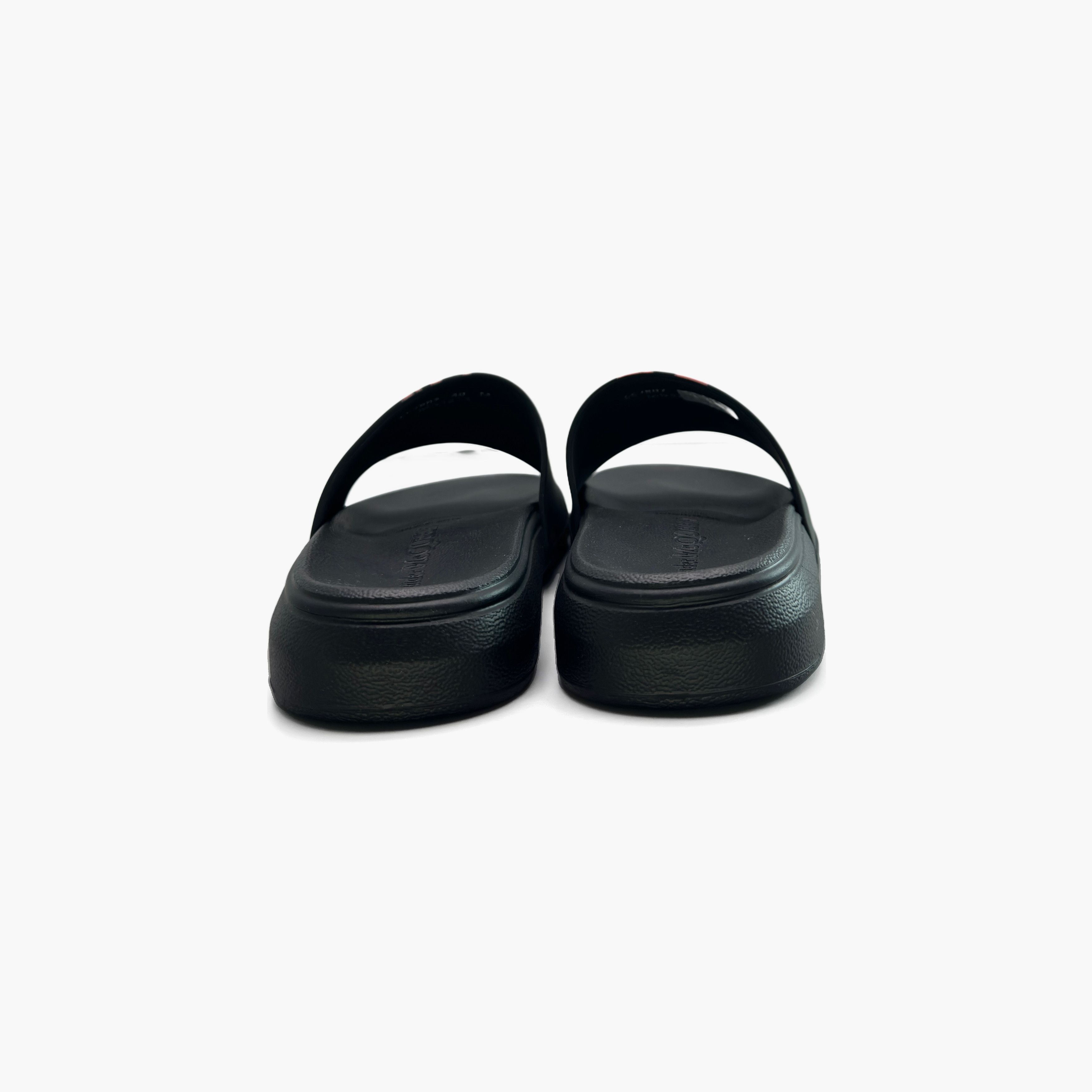 Alexander McQueen Alexander McQueen Heart Print Rubber Slides US 7 Size US 7 / EU 40 - 6 Thumbnail