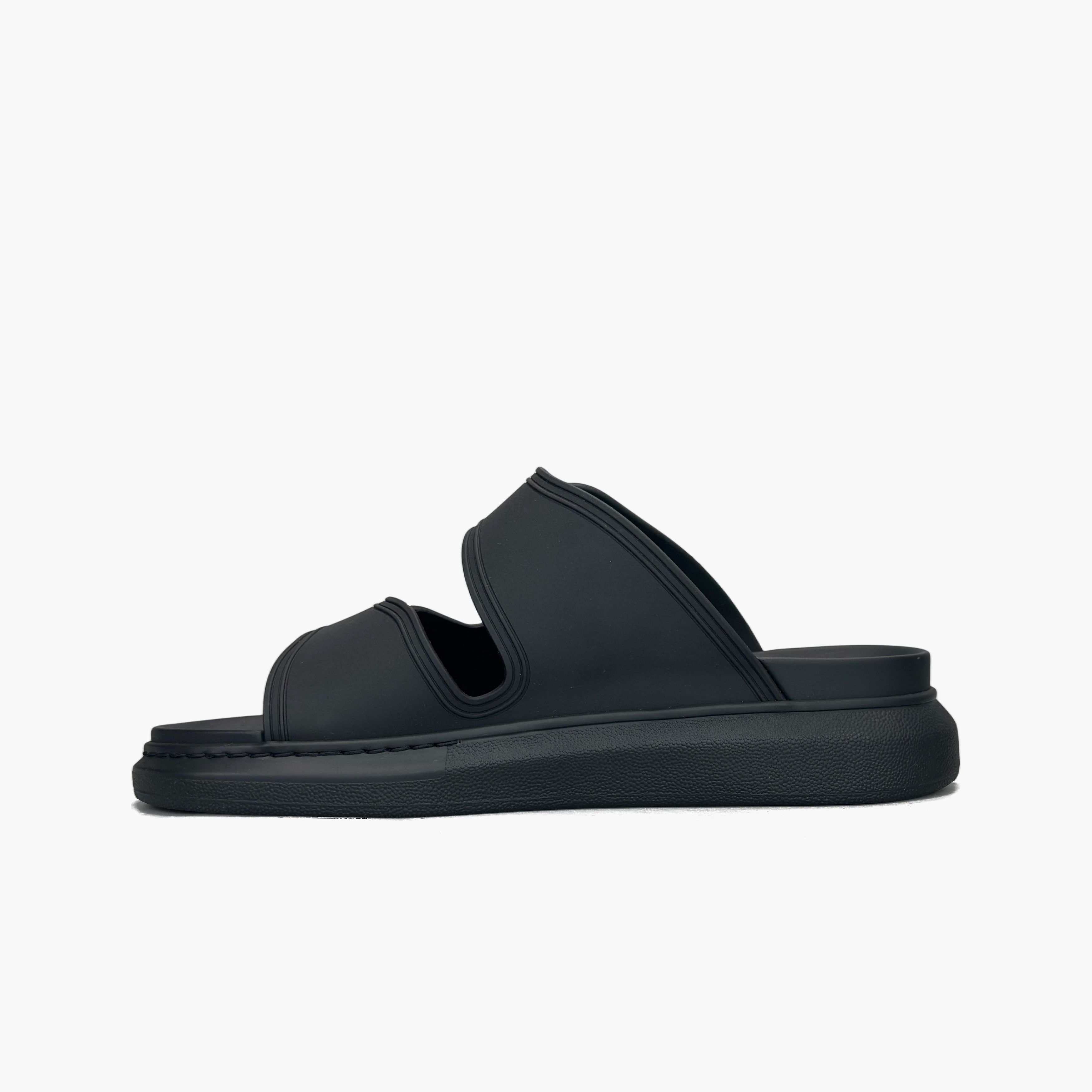 Alexander McQueen Alexander McQueen Rubber Buckle Sandals Size 8 Size US 8 / EU 41 - 3 Thumbnail