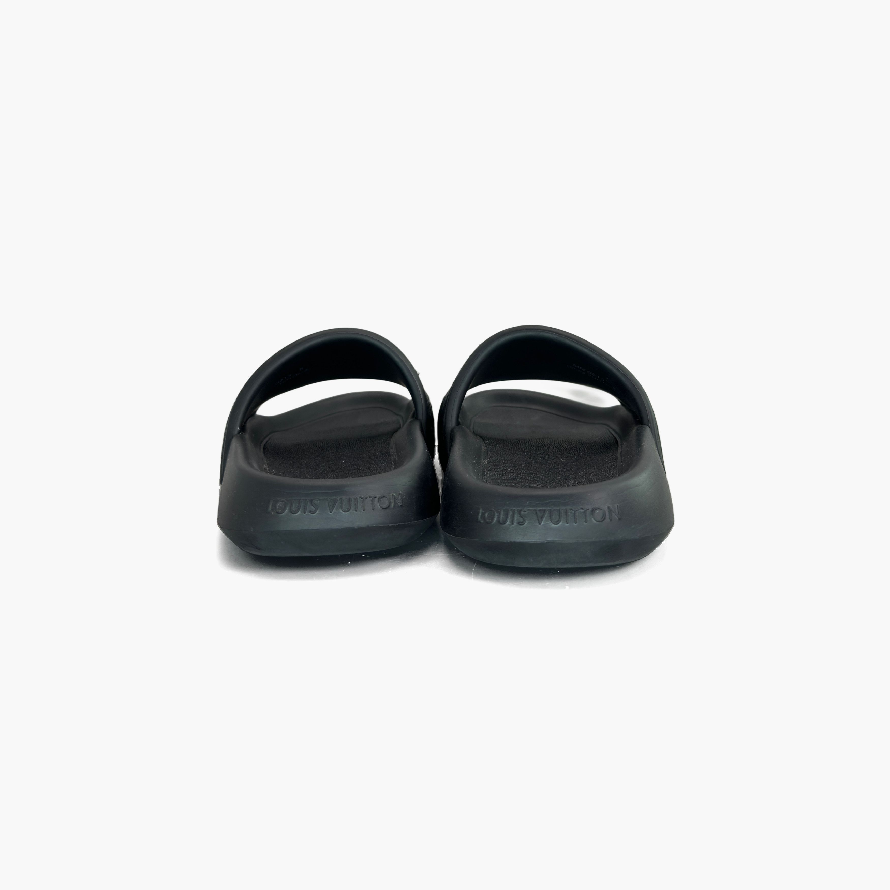 Louis Vuitton Louis Vuitton Monogram Eclipse Waterfront Slides Size 6 Size US 6 / EU 39 - 6 Thumbnail