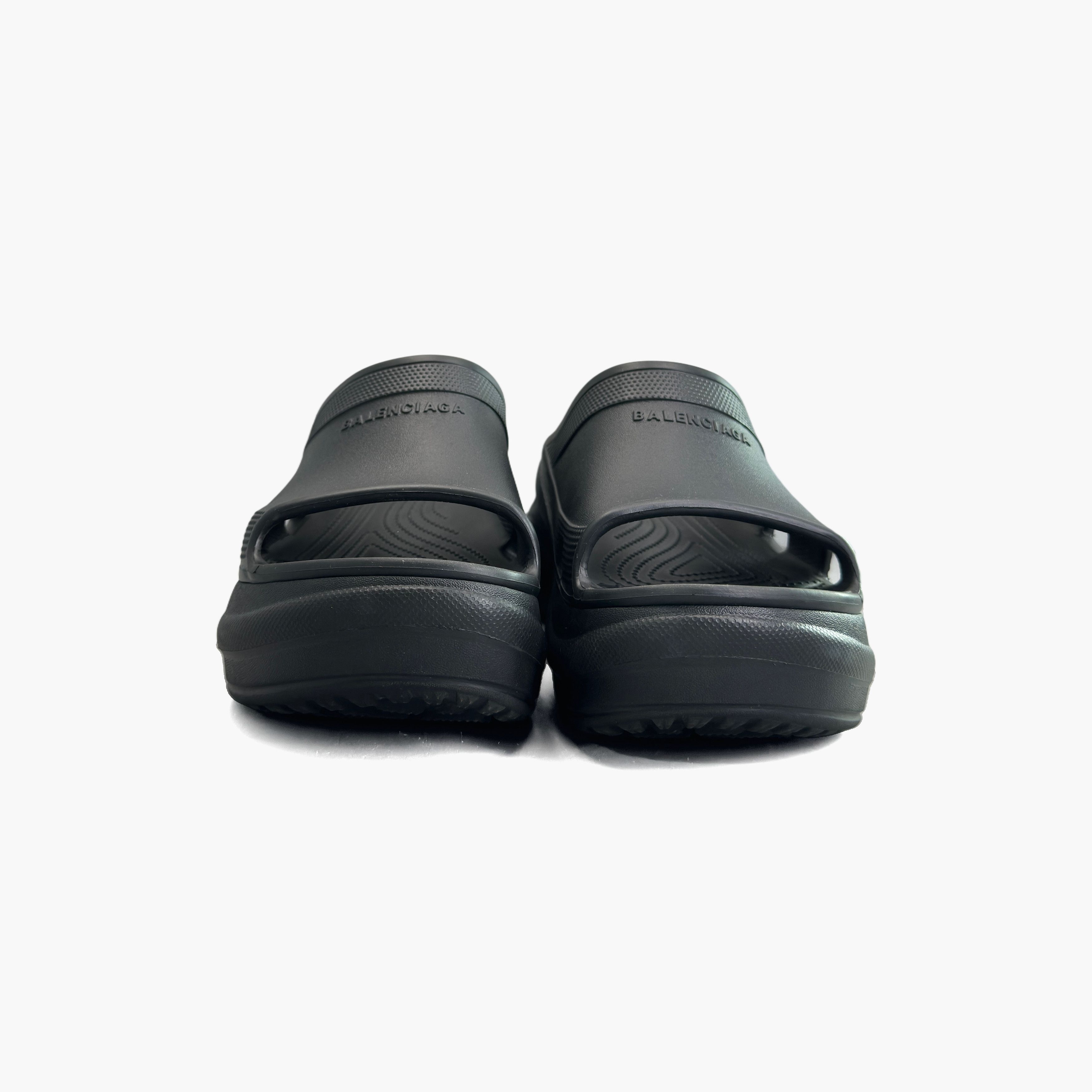Balenciaga Balenciaga x Crocs Pool Slides Size 9 Size US 9 / EU 42 - 5 Thumbnail