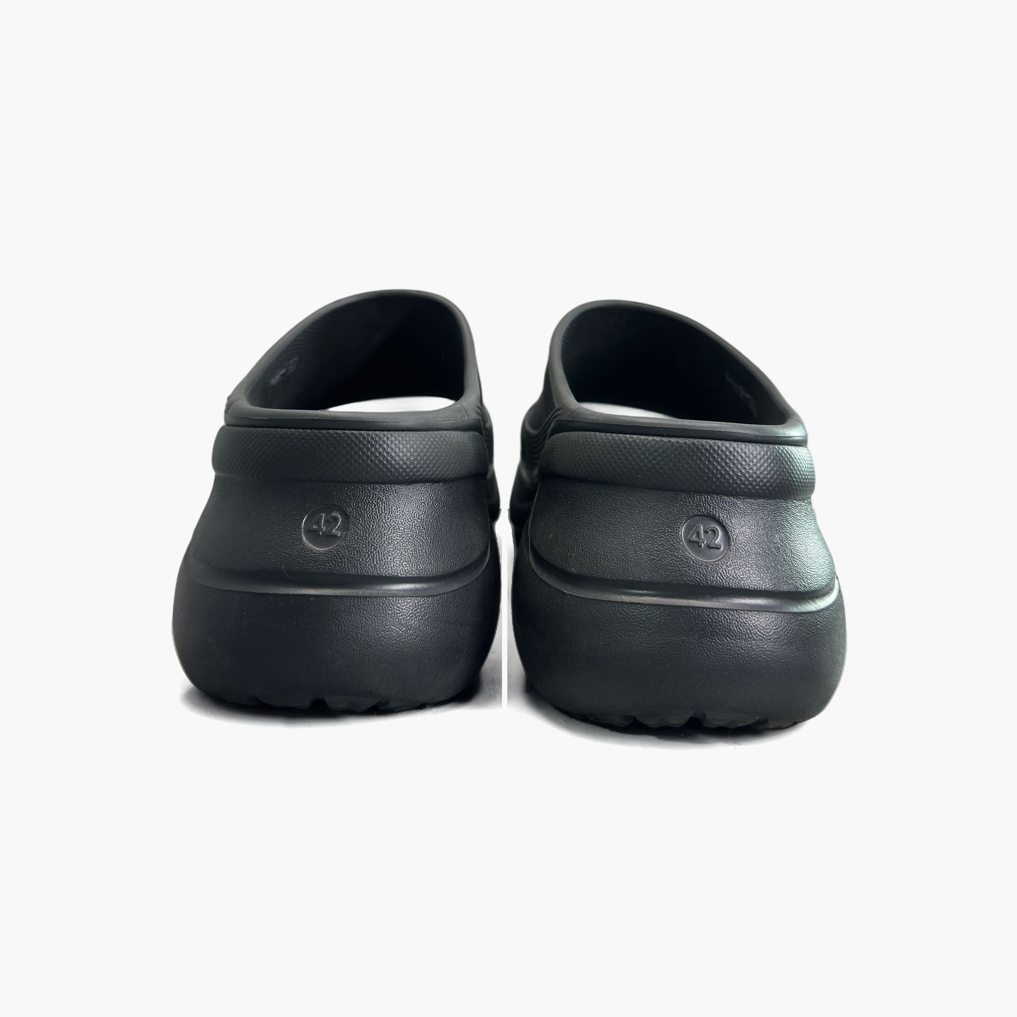 Balenciaga Balenciaga x Crocs Pool Slides Size 9 Size US 9 / EU 42 - 6 Thumbnail