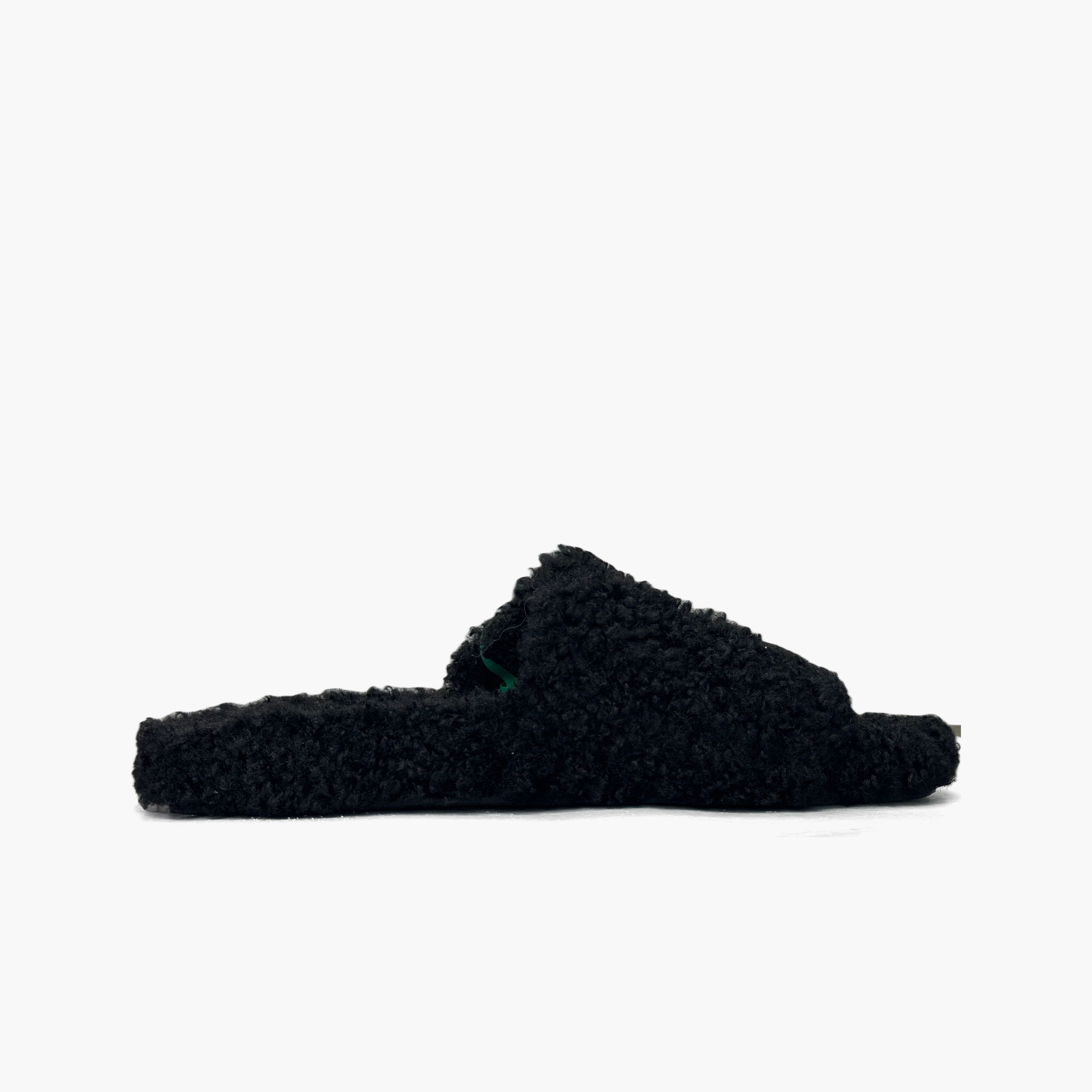 Balenciaga Balenciaga Logo Furry Slides US 9 / EU 42 Size US 9 / EU 42 - 2 Thumbnail