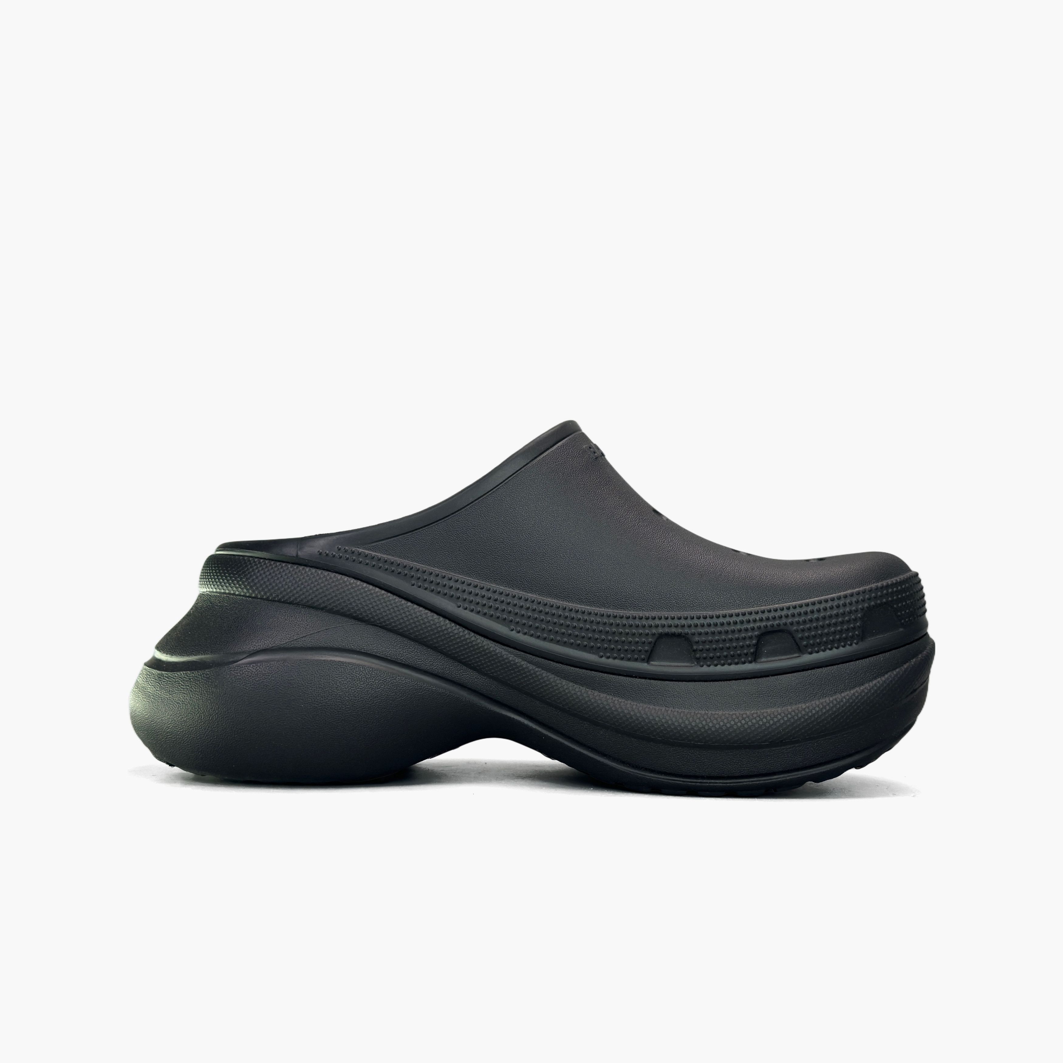 Balenciaga Balenciaga x Crocs HardCrocs Clogs Size 8 Size US 8 / EU 41 - 2 Thumbnail