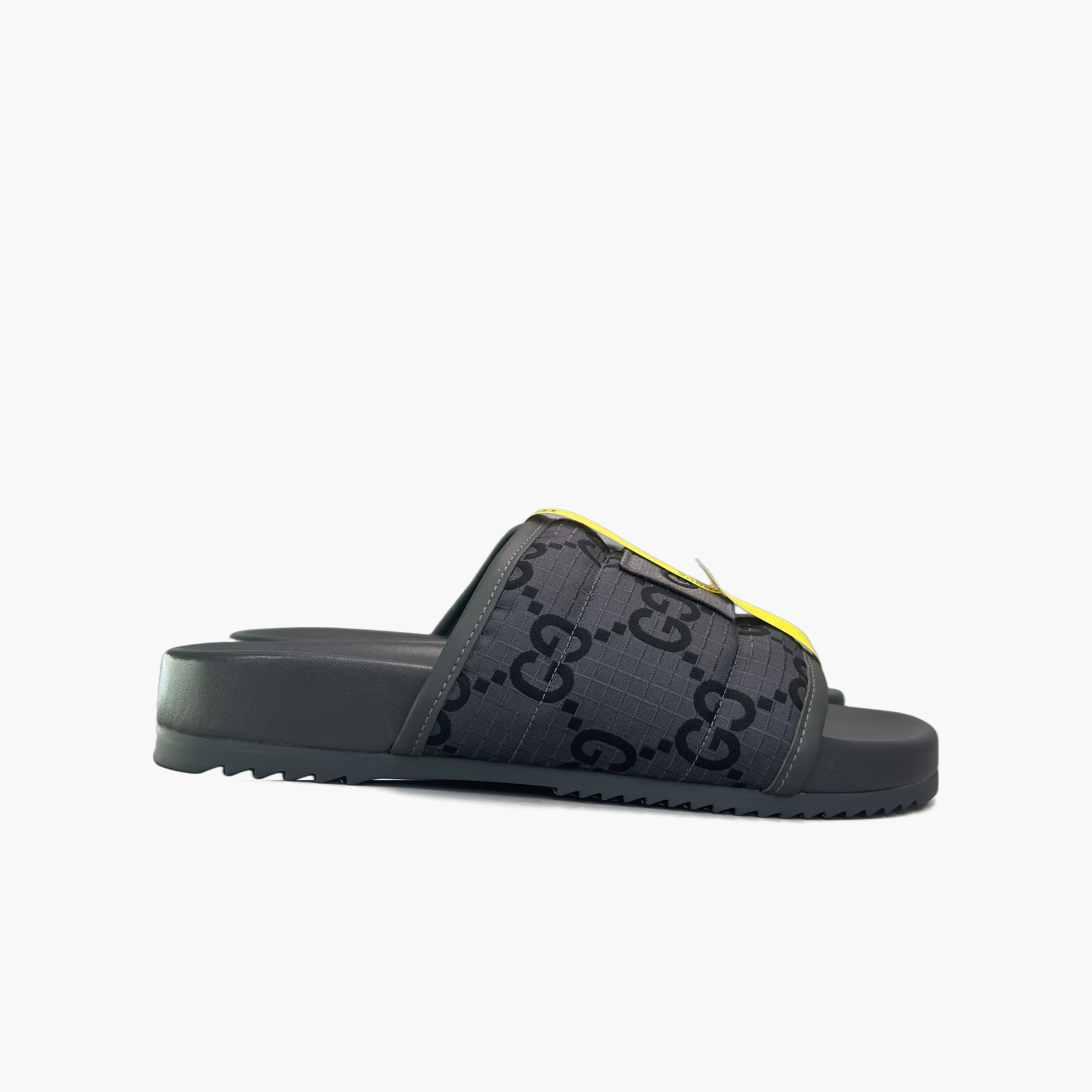 Gucci Gucci GG Logo Slide Sandals Size 7 Size US 7 / EU 40 - 4 Thumbnail