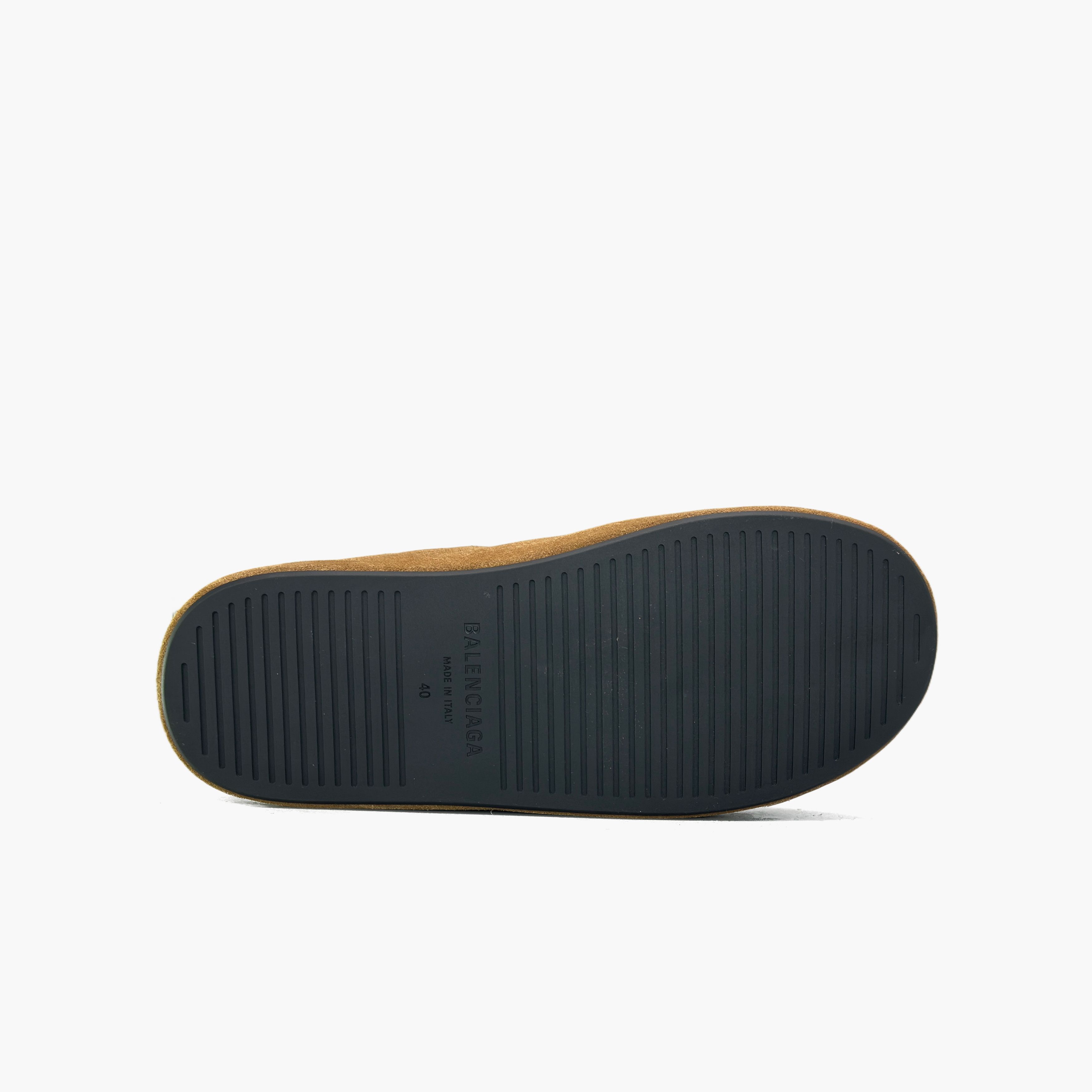 Balenciaga Balenciaga Alaska Suede Slip Ons Size 40 Size US 7 / EU 40 - 7 Thumbnail