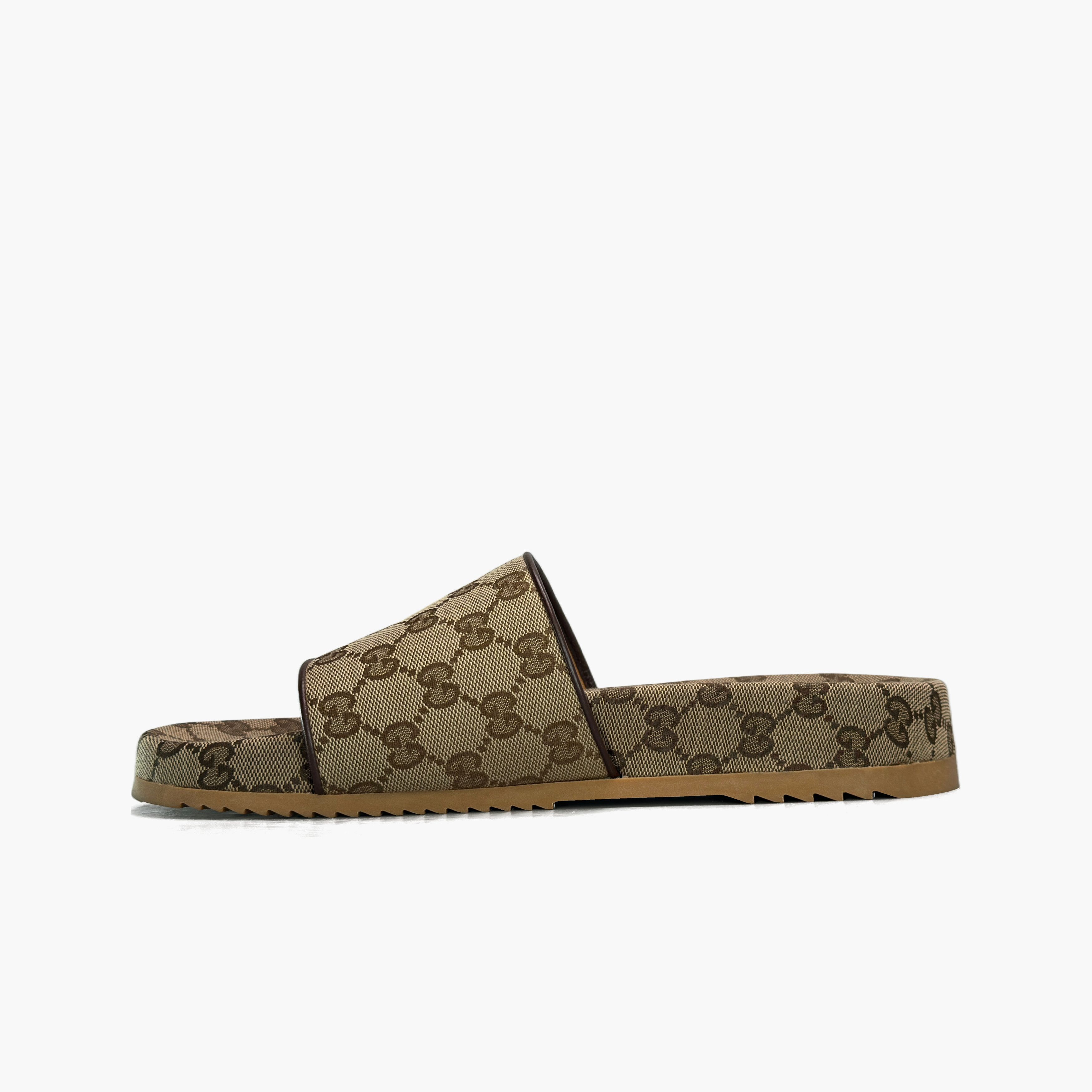 Gucci Gucci GG Supreme Slides Size 9 Size US 9 / EU 42 - 3 Thumbnail