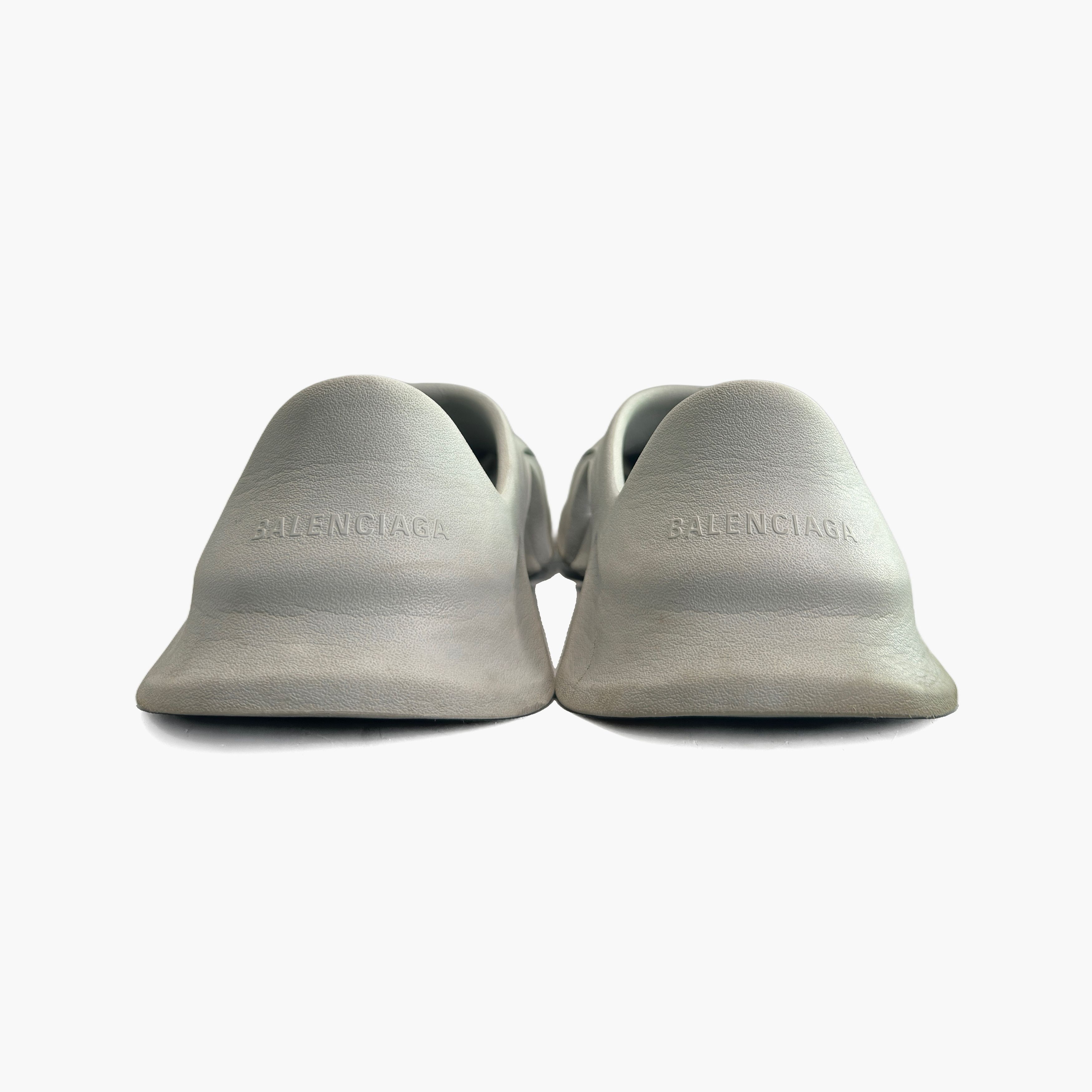 Balenciaga Balenciaga Gray Mold Slip On Clogs Size US 6 Size US 6 / EU 39 - 6 Thumbnail