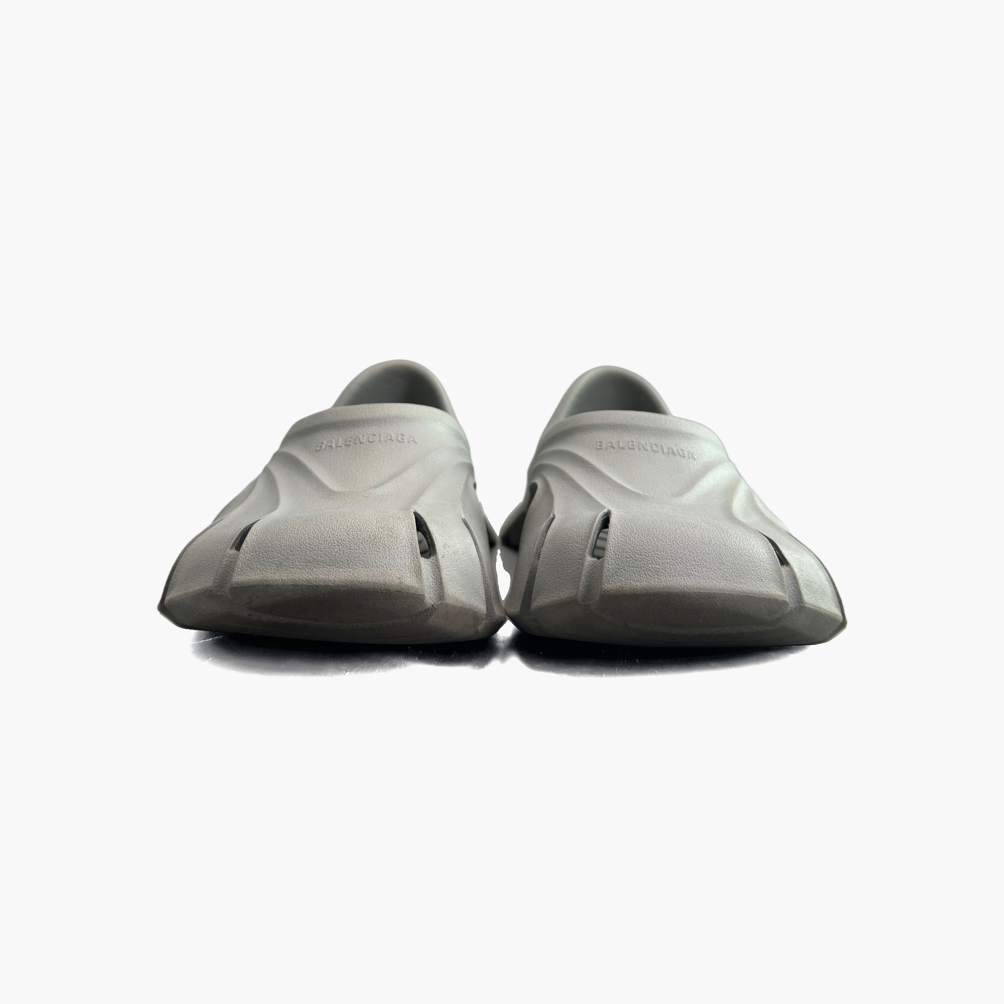 Balenciaga Balenciaga Gray Mold Slip On Clogs Size US 6 Size US 6 / EU 39 - 5 Thumbnail