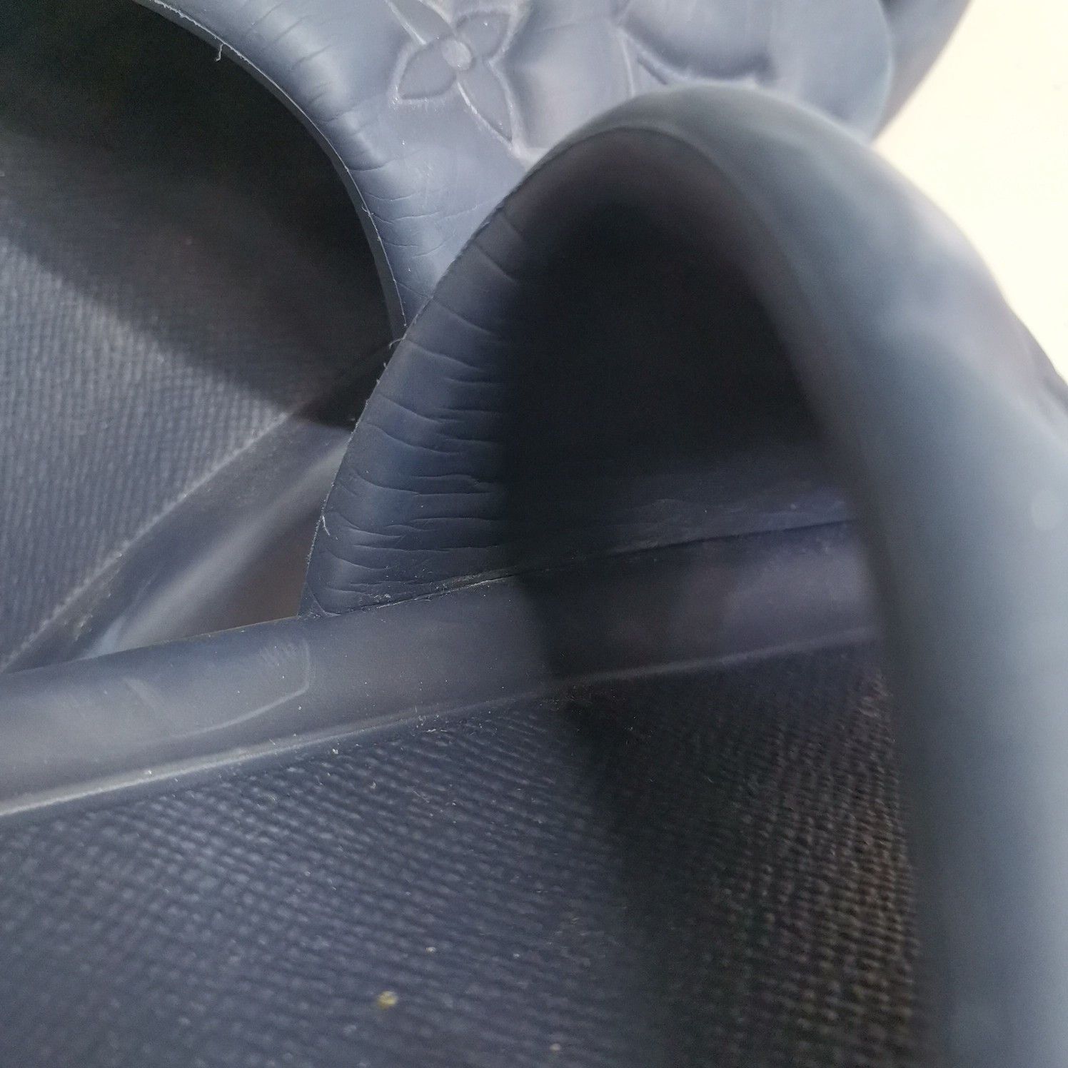 Louis Vuitton Louis Vuitton Waterfront Mule Navy Blue Size 9 Size US 9 / EU 42 - 10 Thumbnail