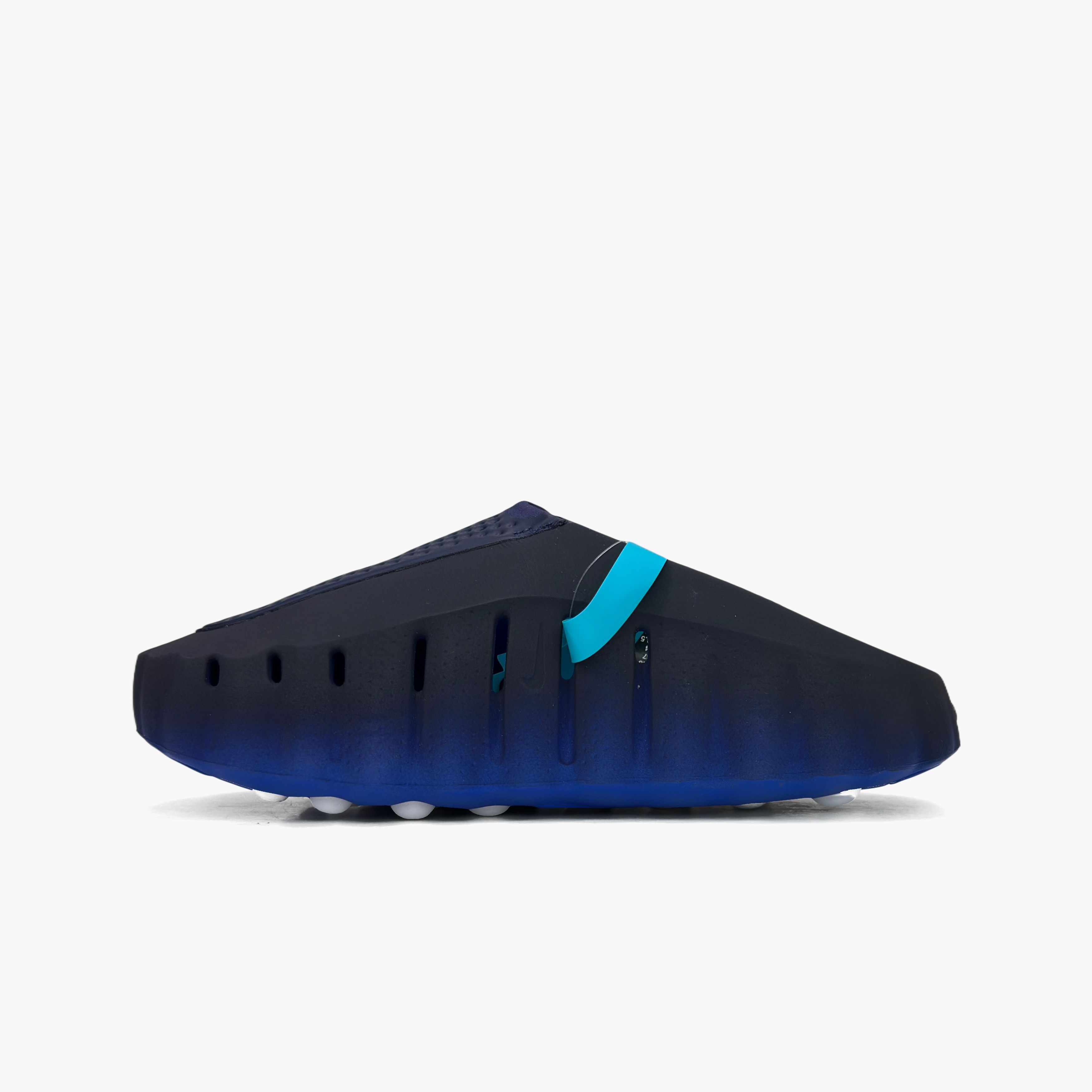 Nike Nike Mind 001 Slip Ons US 6 Size US 6 / EU 39 - 3 Thumbnail