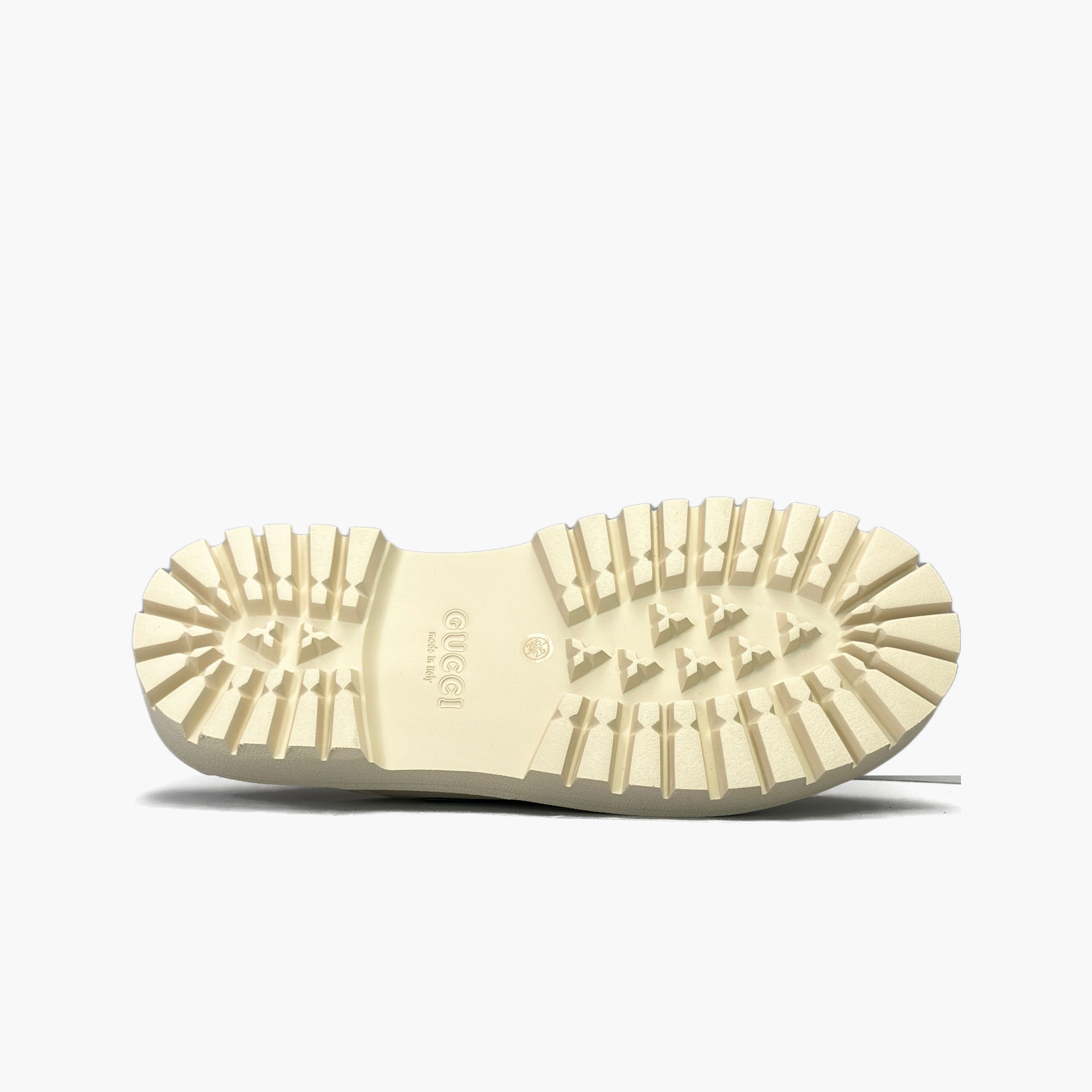 Gucci Gucci GG Logo Rubber Slides US 9 Size US 9 / EU 42 - 7 Thumbnail