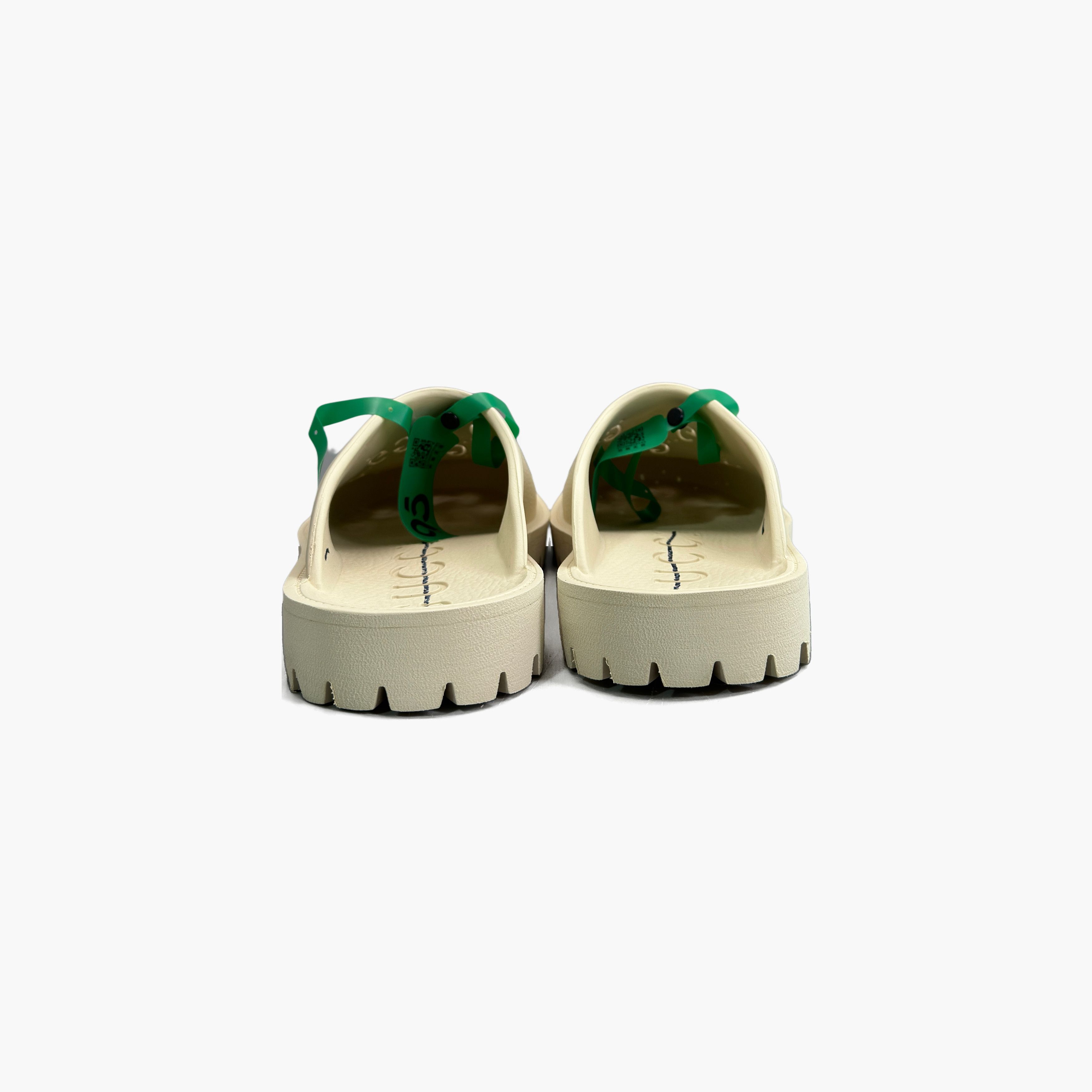 Gucci Gucci GG Logo Rubber Slides US 9 Size US 9 / EU 42 - 6 Thumbnail