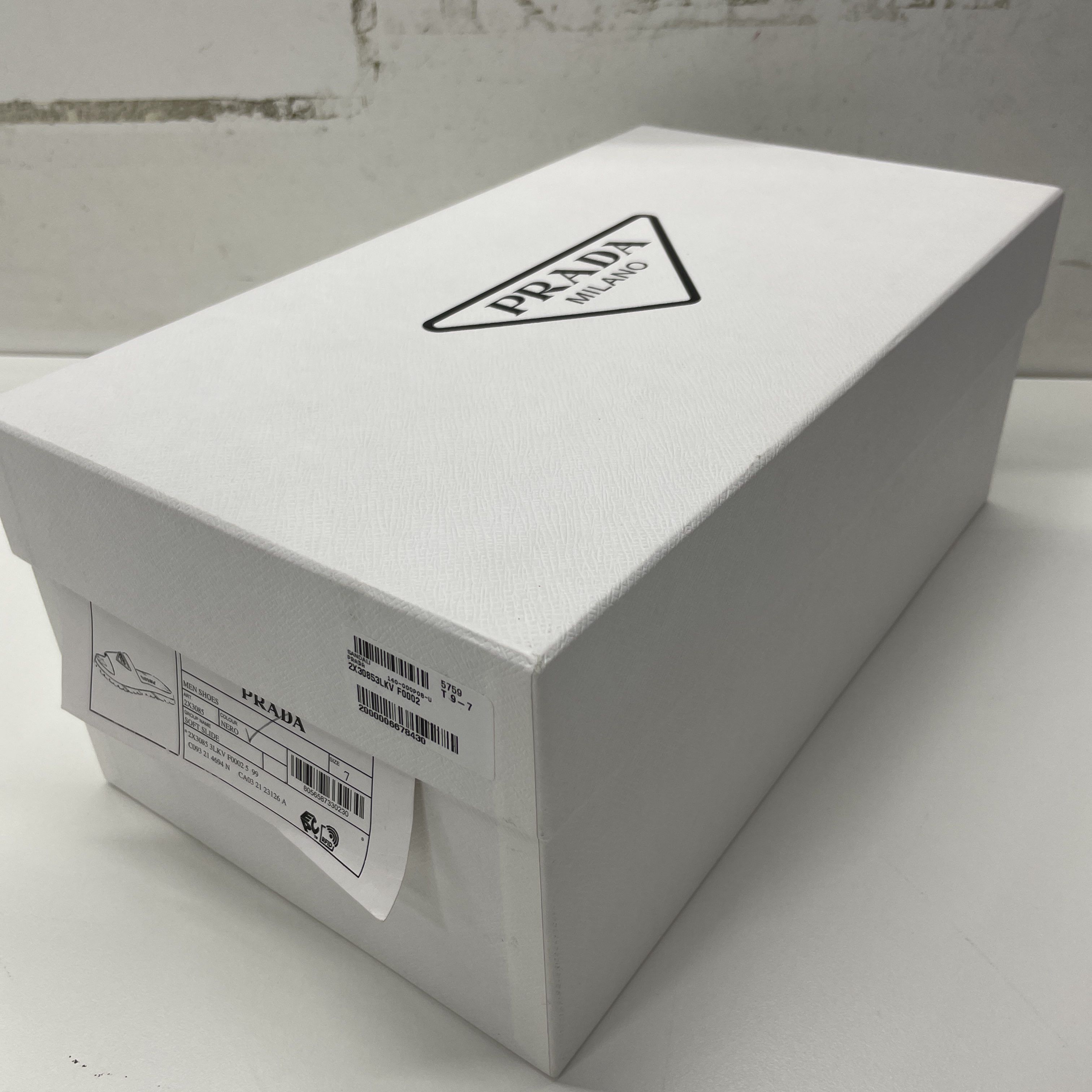 Prada Prada Logo Rubber Slides Size 8 Size US 8 / EU 41 - 11 Thumbnail