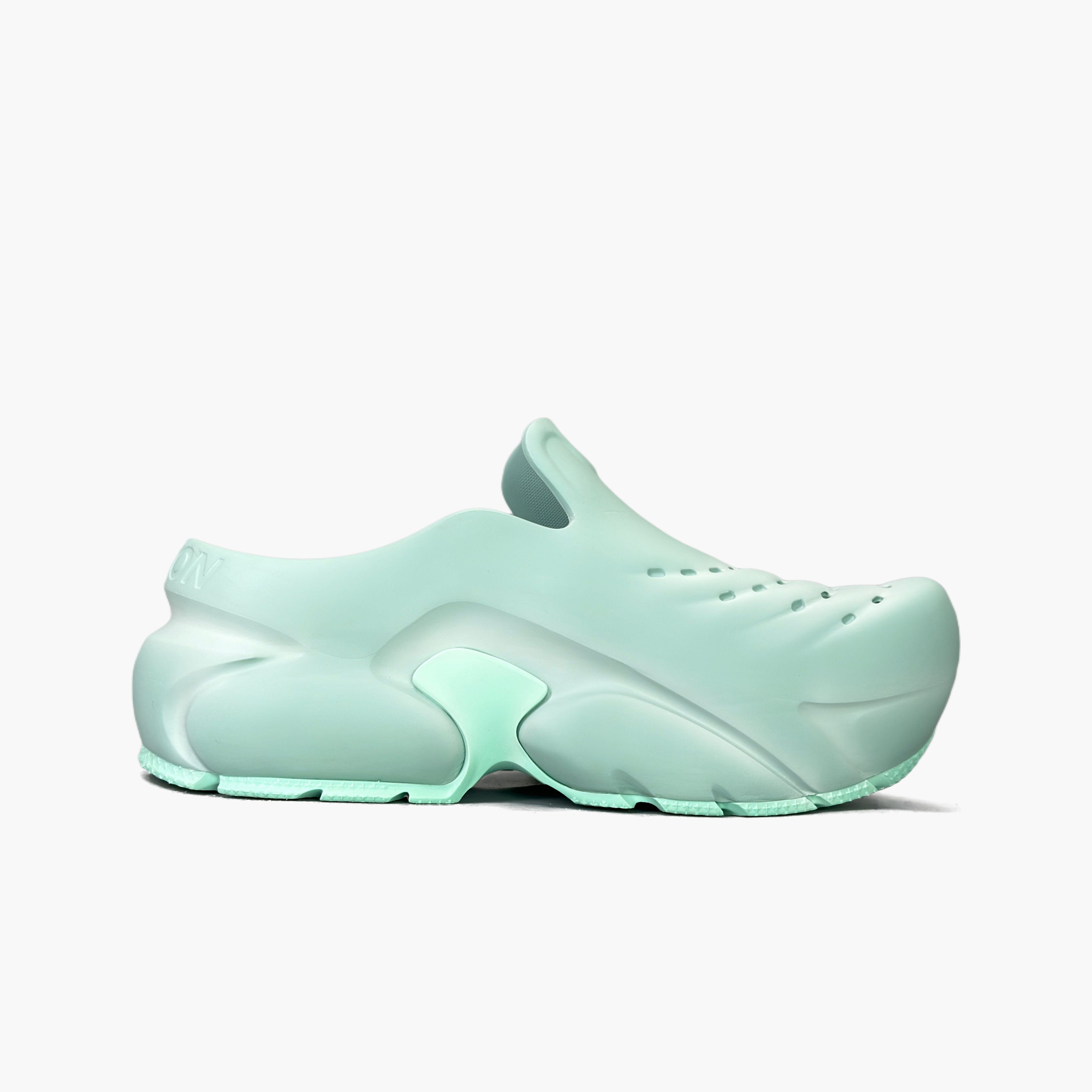 Louis Vuitton Louis Vuitton Shark Platform Slip Ons Green Size 8 Size US 8 / EU 41 - 2 Thumbnail