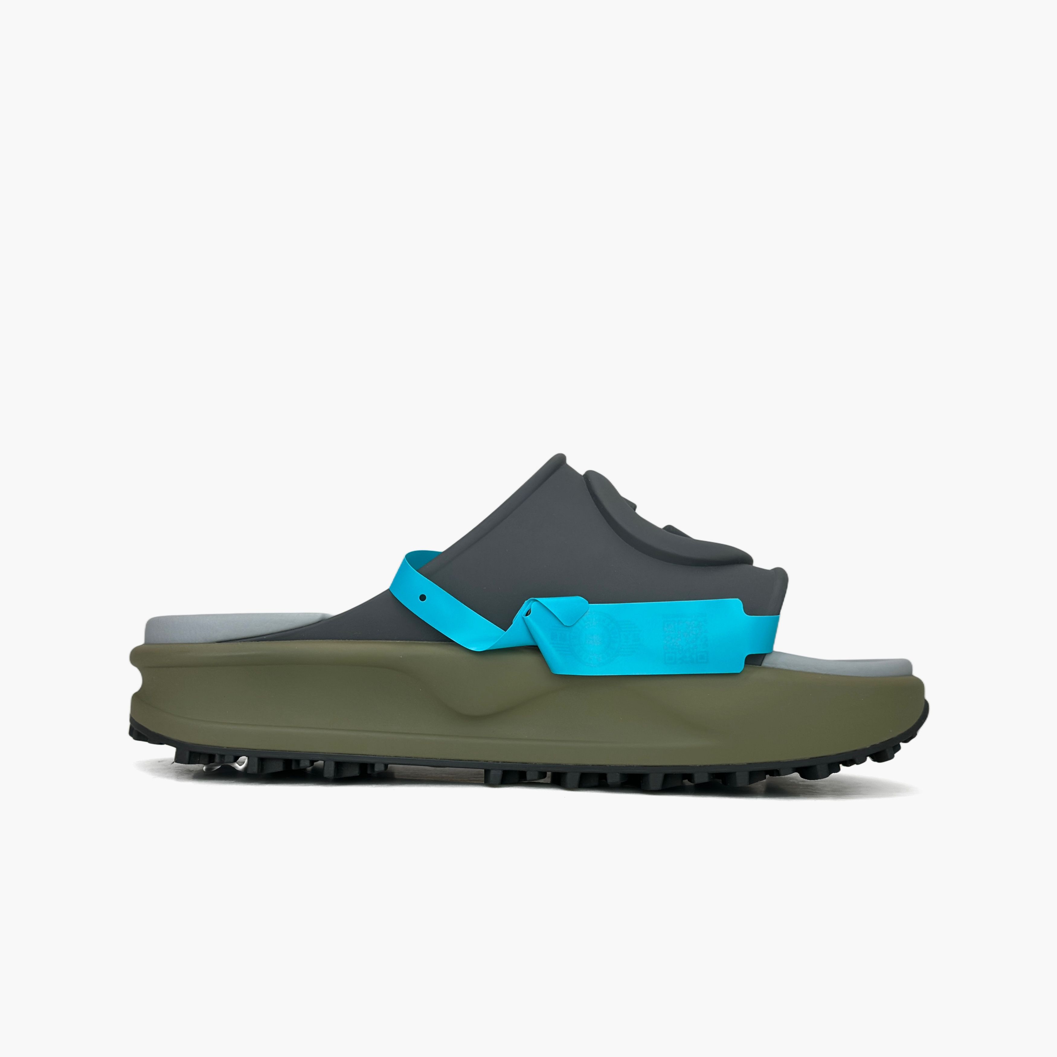 Gucci Gucci Interlocking G Slides Size 9 Size US 9 / EU 42 - 2 Thumbnail