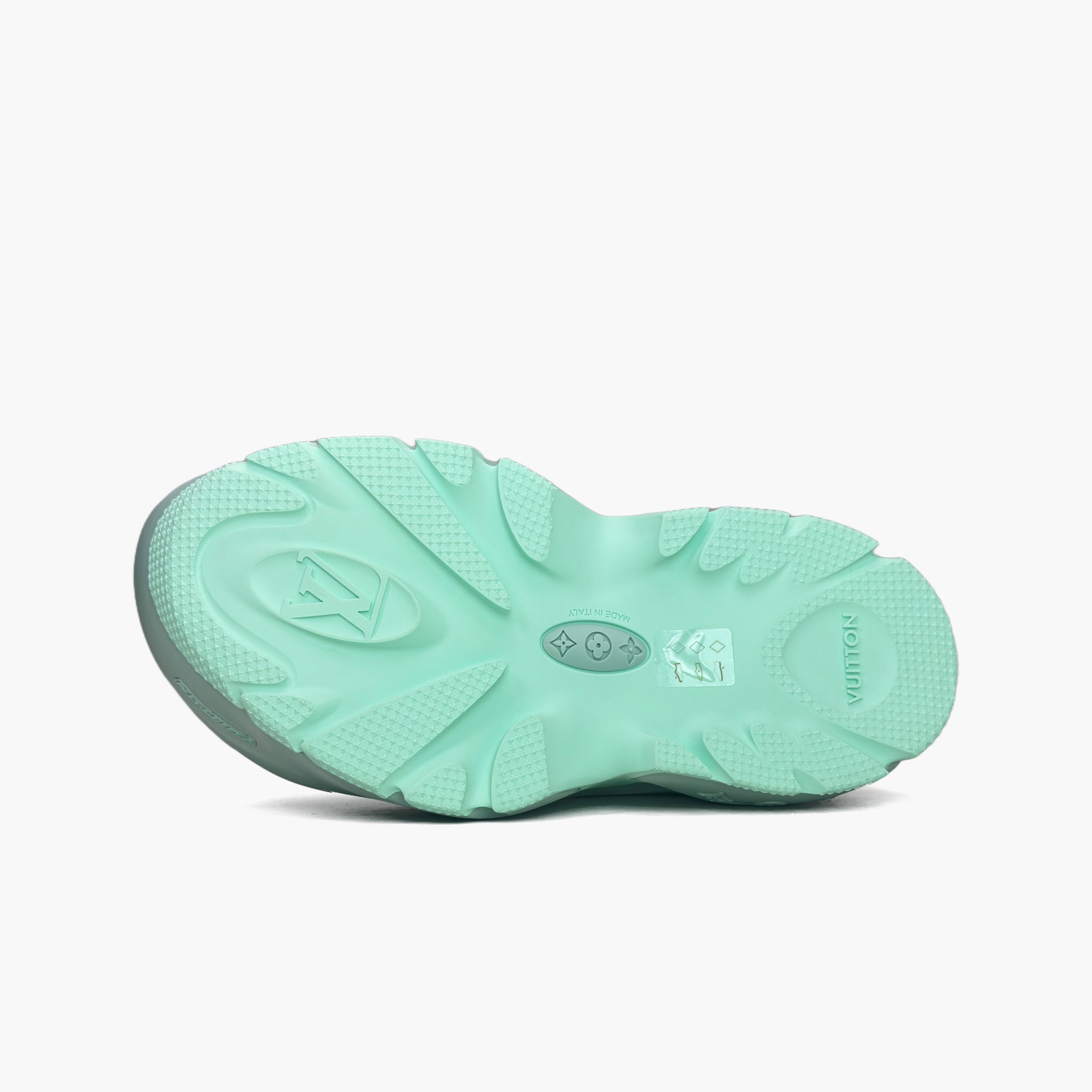 Louis Vuitton Louis Vuitton Shark Clog Green Size 10 Size US 10 / EU 43 - 8 Thumbnail