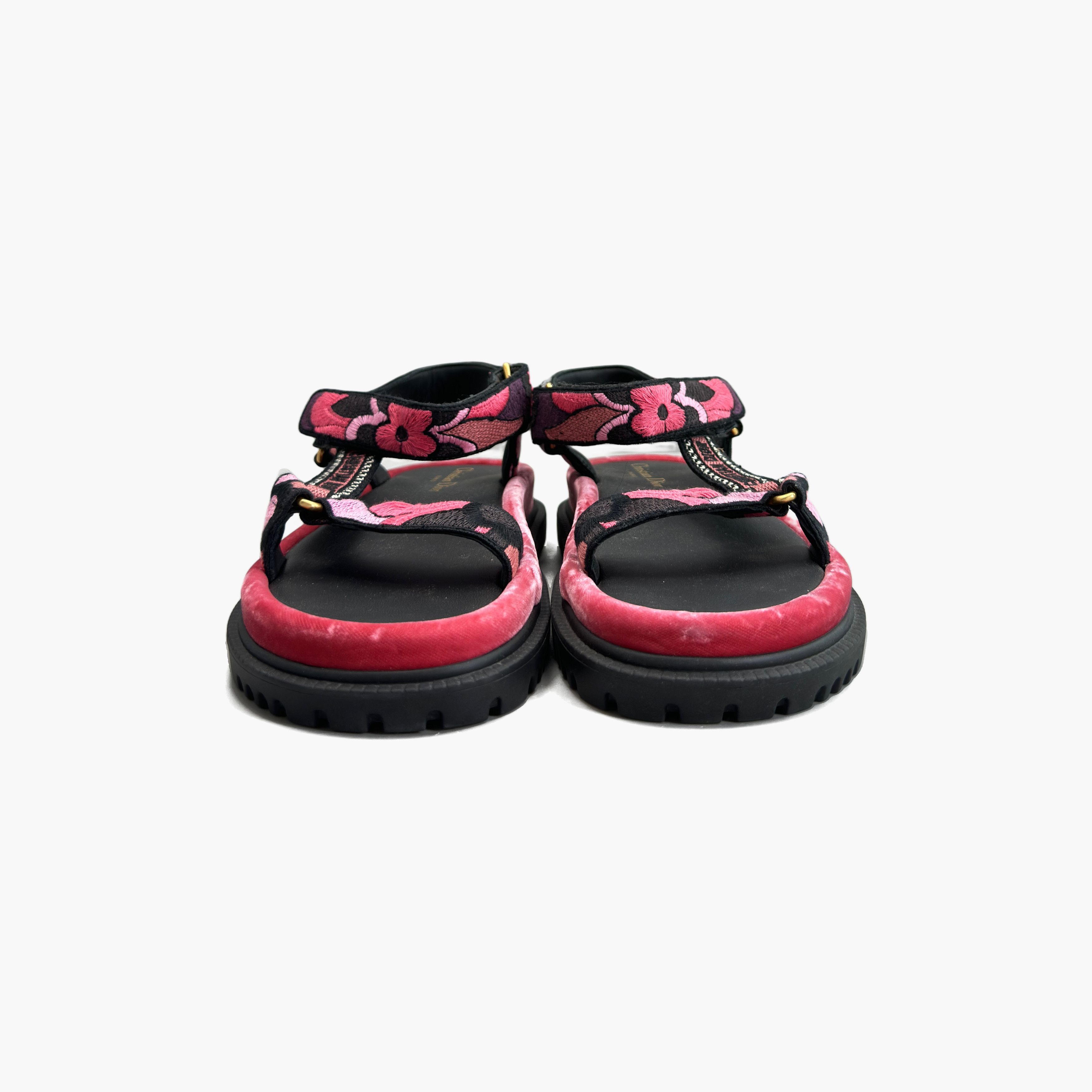 Dior Dior D-Wave Embroidered Sandals Size 38 Size US 7 / IT 37 - 5 Thumbnail