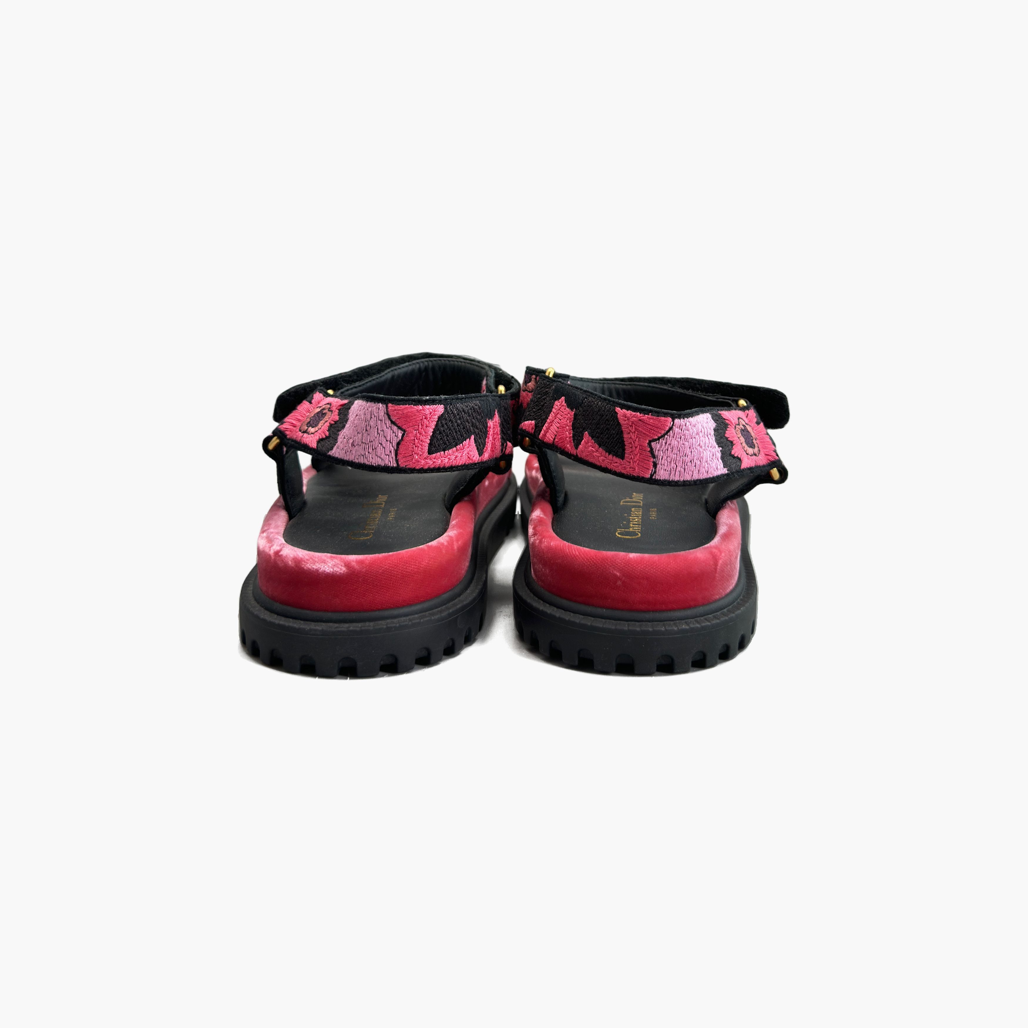 Dior Dior D-Wave Embroidered Sandals Size 38 Size US 7 / IT 37 - 6 Thumbnail