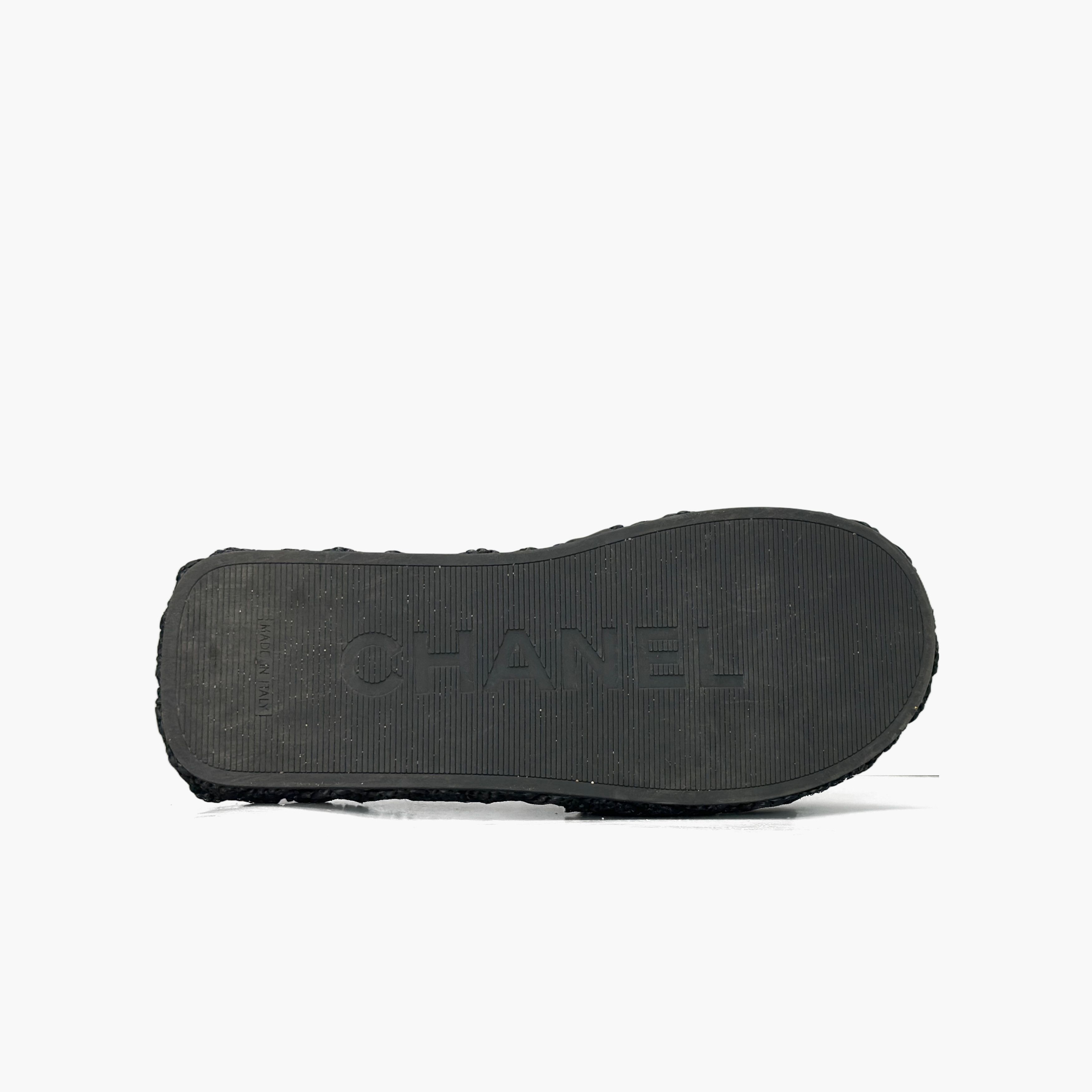 Chanel Chanel Woven CC Logo Sandals Size 37 Size US 7 / IT 37 - 7 Thumbnail