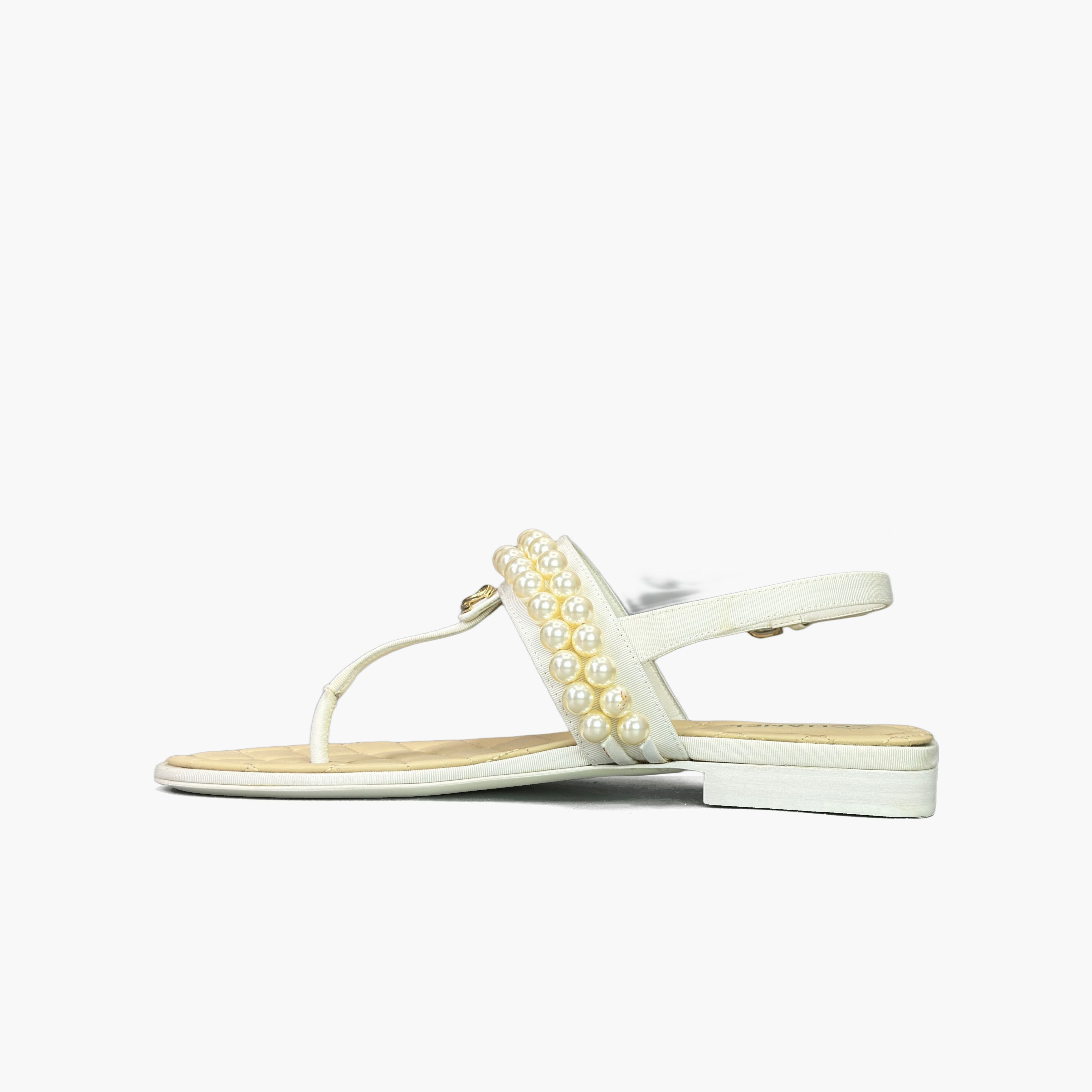 Chanel Chanel Pearl Sandals Size 37 Size US 7 / IT 37 - 3 Thumbnail