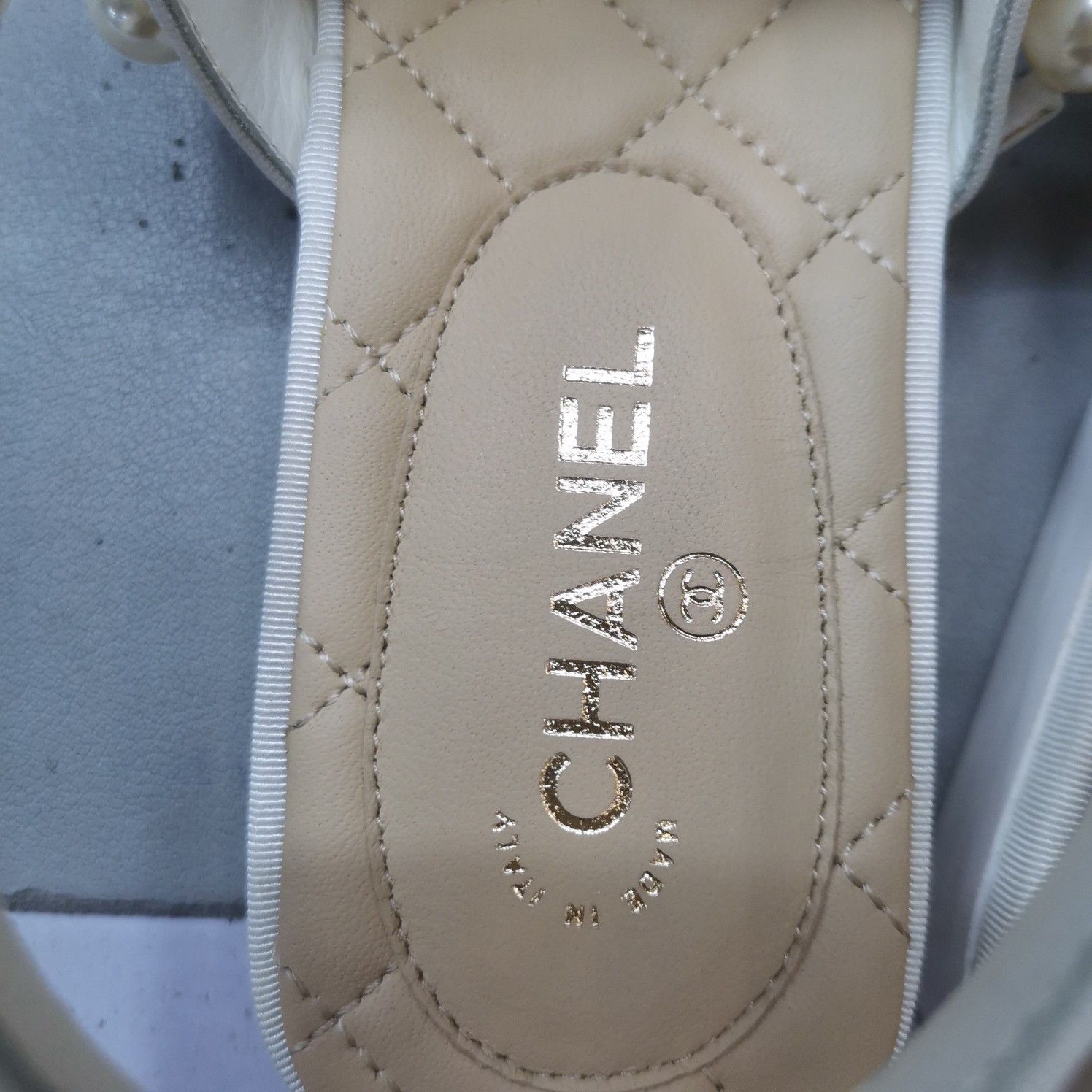 Chanel Chanel Pearl Sandals Size 37 Size US 7 / IT 37 - 10 Thumbnail
