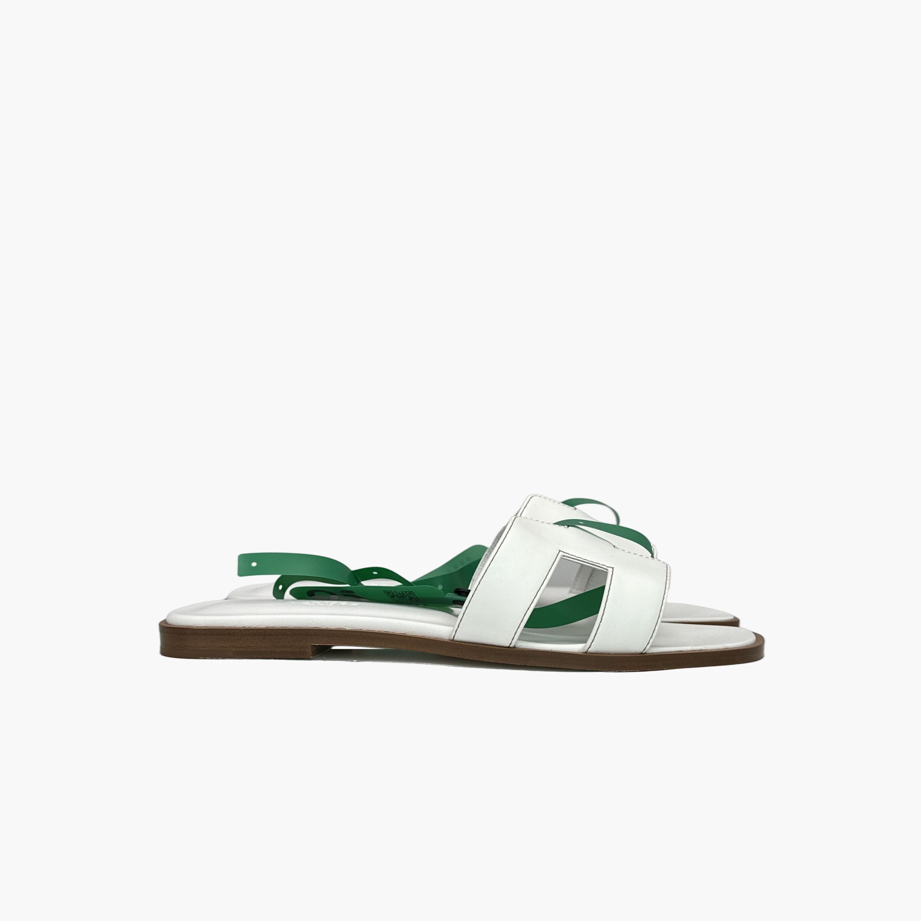 Hermes Hermes Oran Leather Sandals White Size 37 Size US 7 / IT 37 - 4 Thumbnail