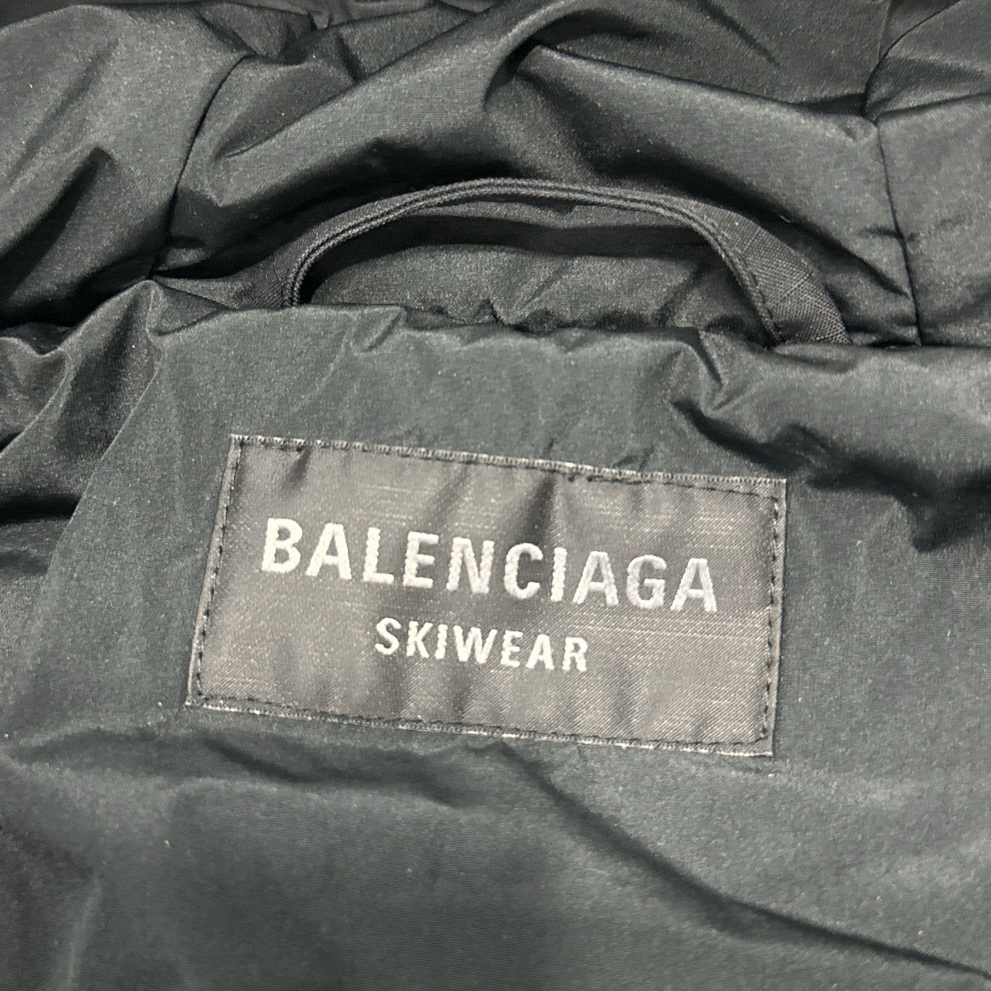 Balenciaga Balenciaga Skiwear Hooded Jacket Size M Size US M / EU 48-50 / 2 - 3 Thumbnail