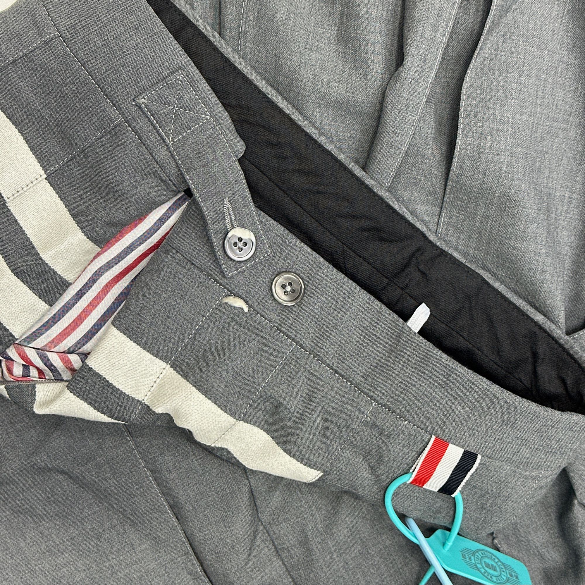 Thom Browne Thom Browne 4-Bar Pleated Midi Skirt Size 34 Size 24" / US 00 / IT 34 - 5 Thumbnail