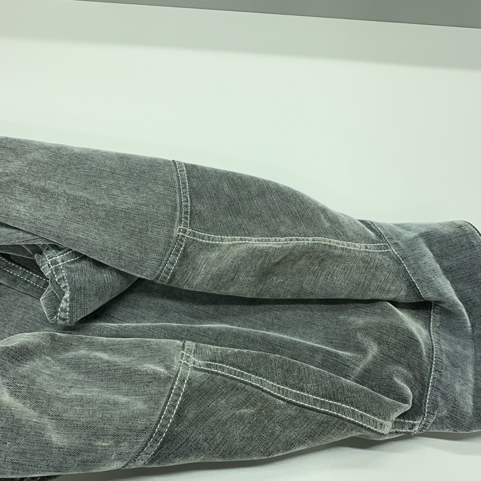 Dior Dior Logo Embroidered Denim Shirt Size 46 Size US S / EU 44-46 / 1 - 15 Thumbnail